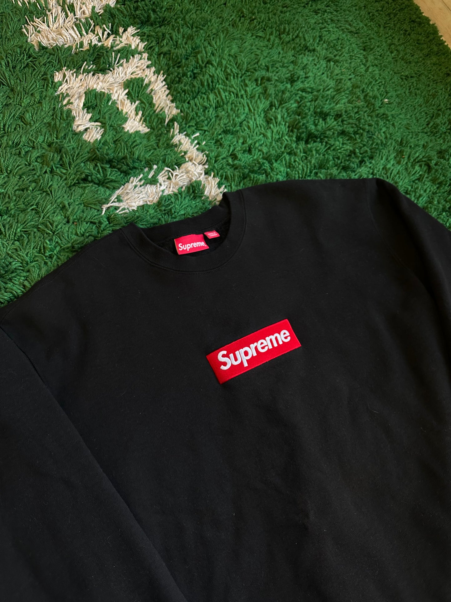 Supreme Crewneck “Box Logo Black” FW22
