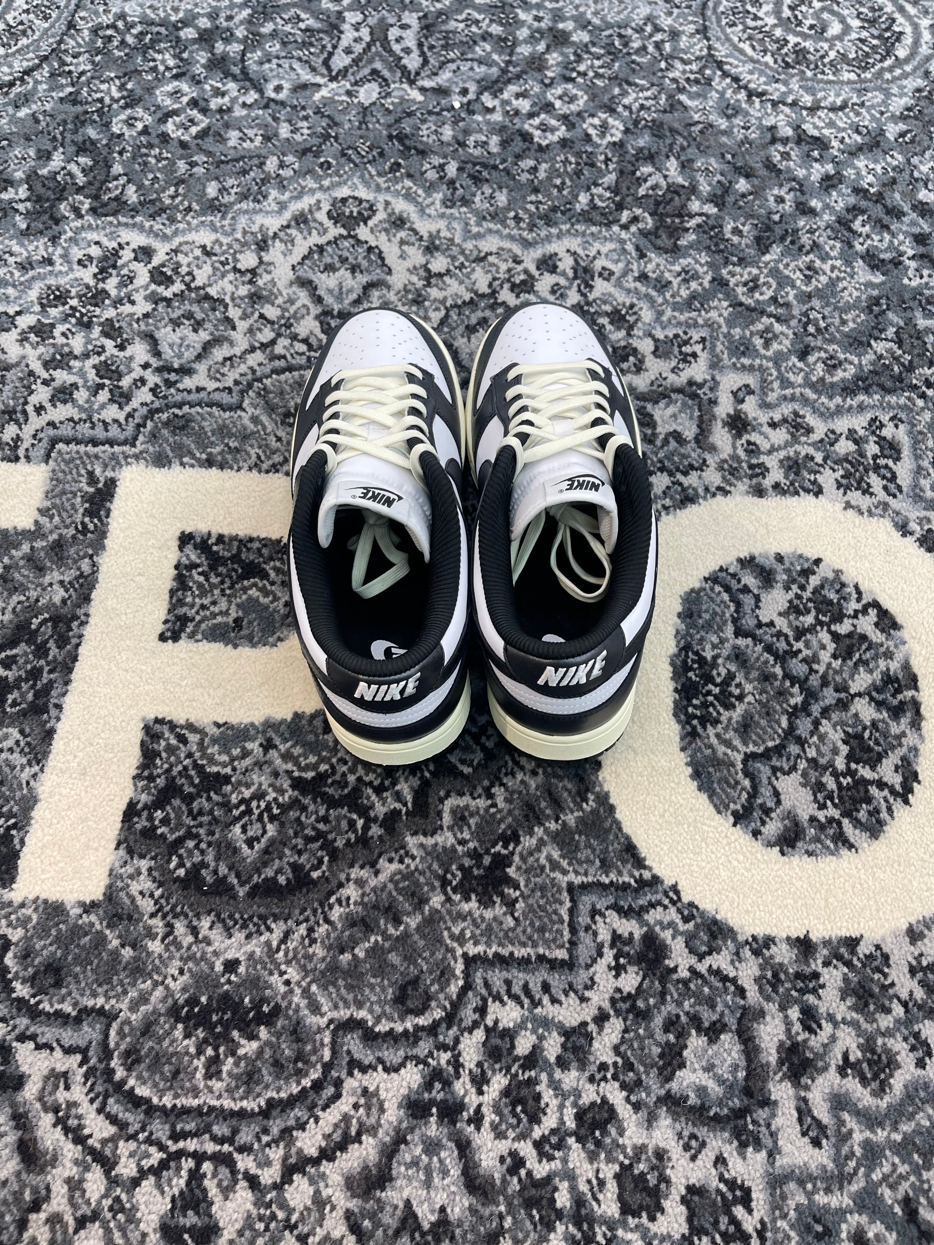 Nike Dunk Low “Vintage Panda”