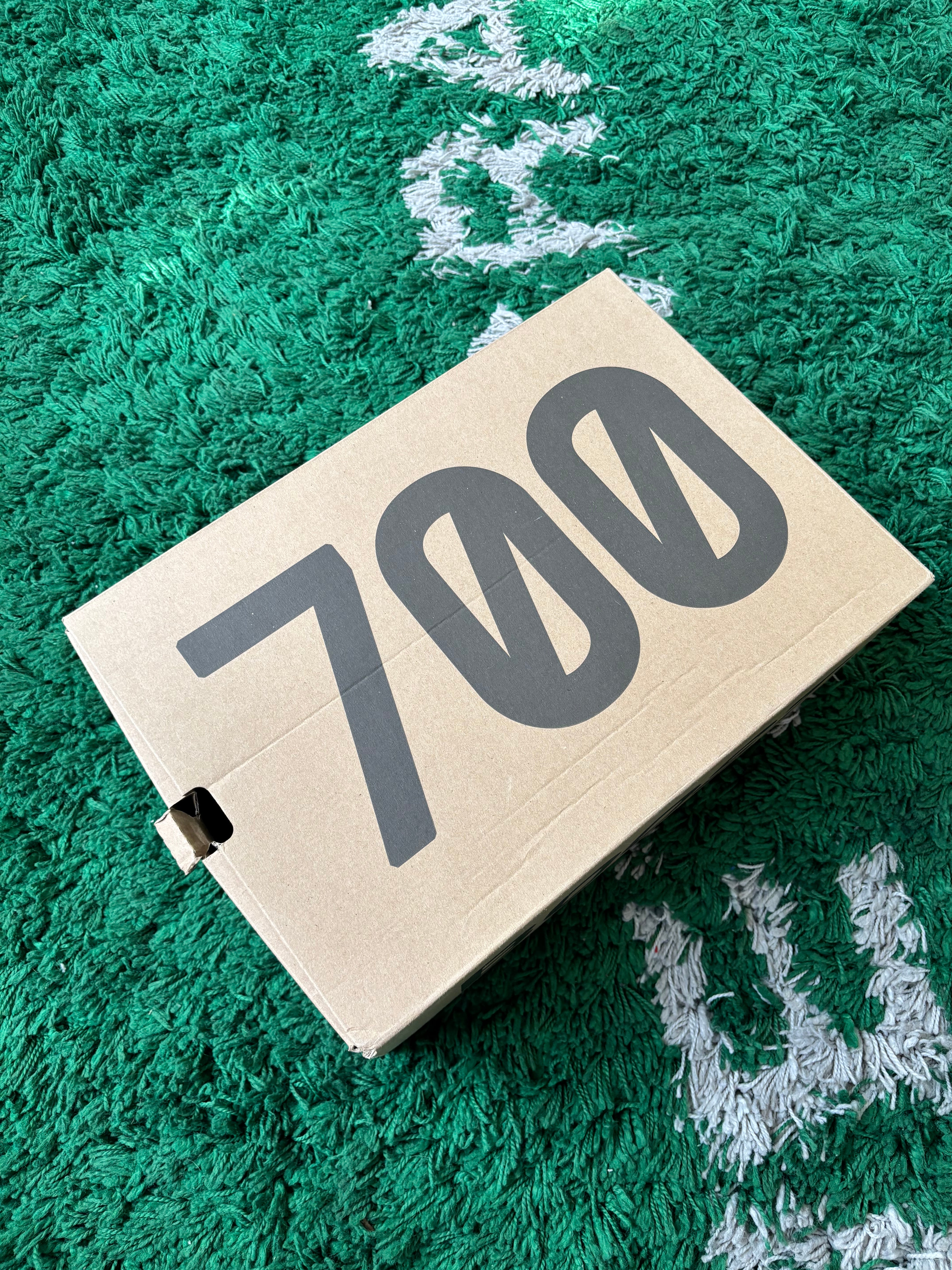 Yeezy 700 “High-Res Blue”