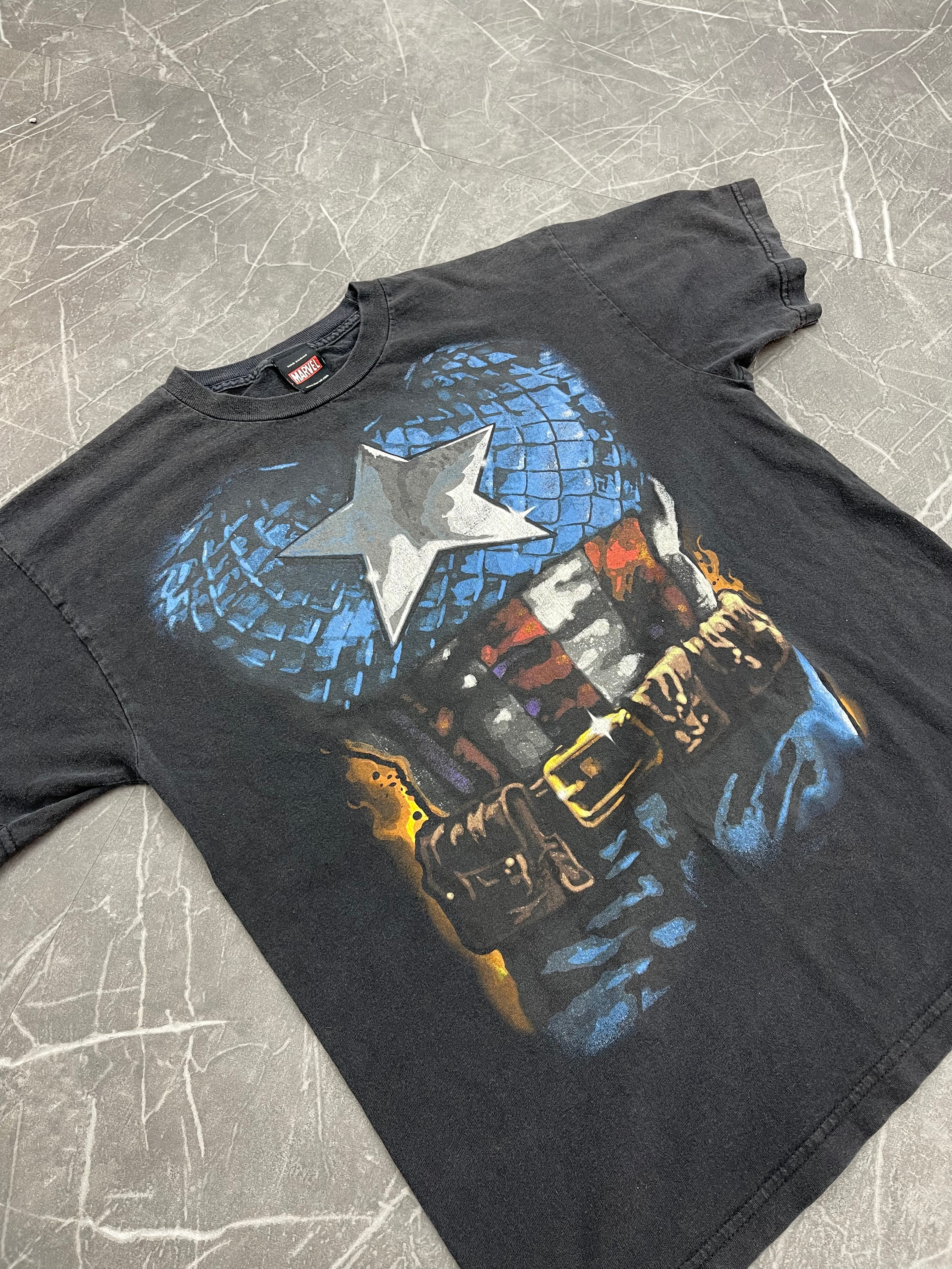 Marvel Captain America Tee (M)