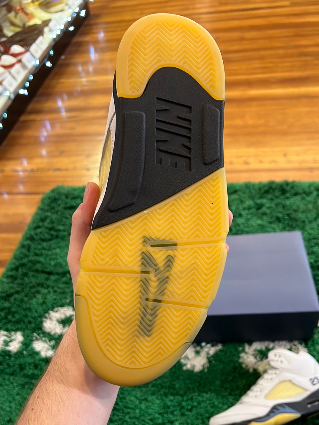 Jordan 5 x A Ma Maniere “Dawn”