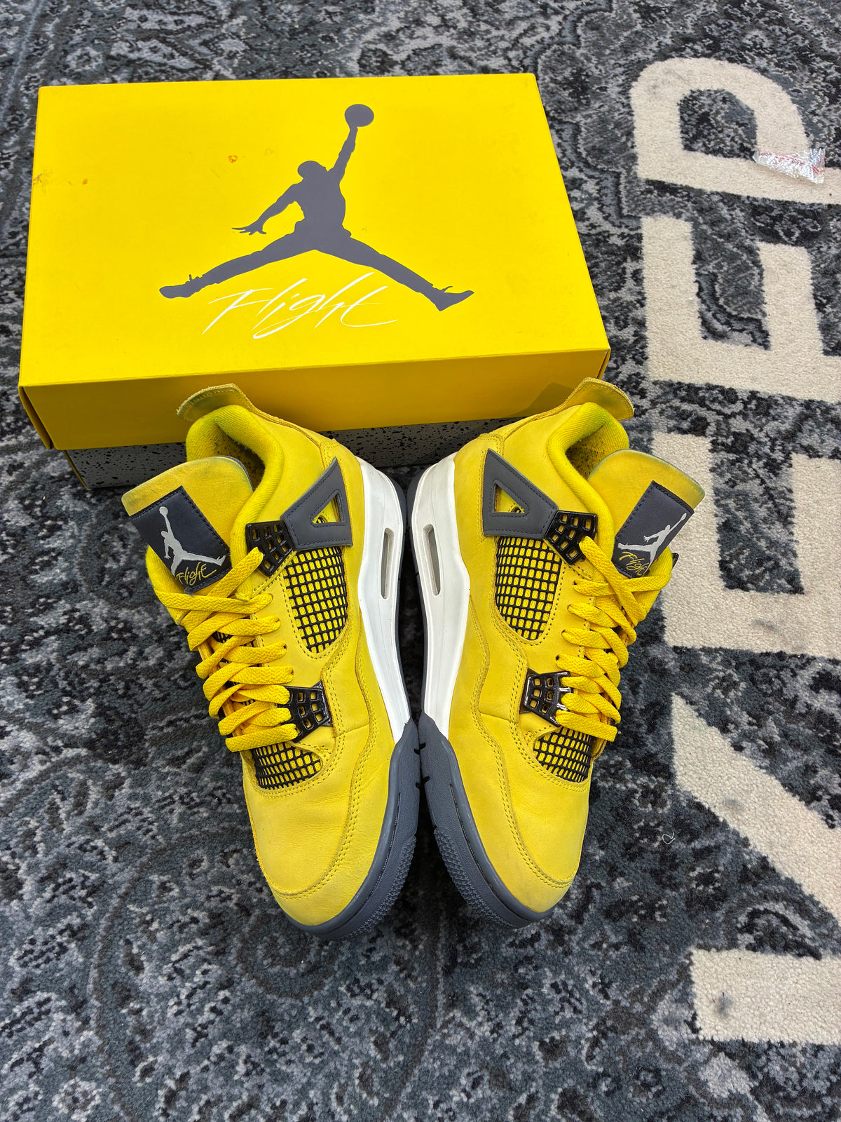 Jordan 4 “Lightning”