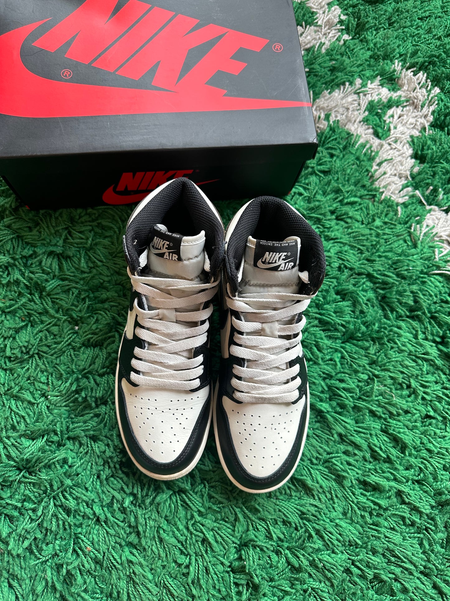 Jordan 1 High “Mocha”