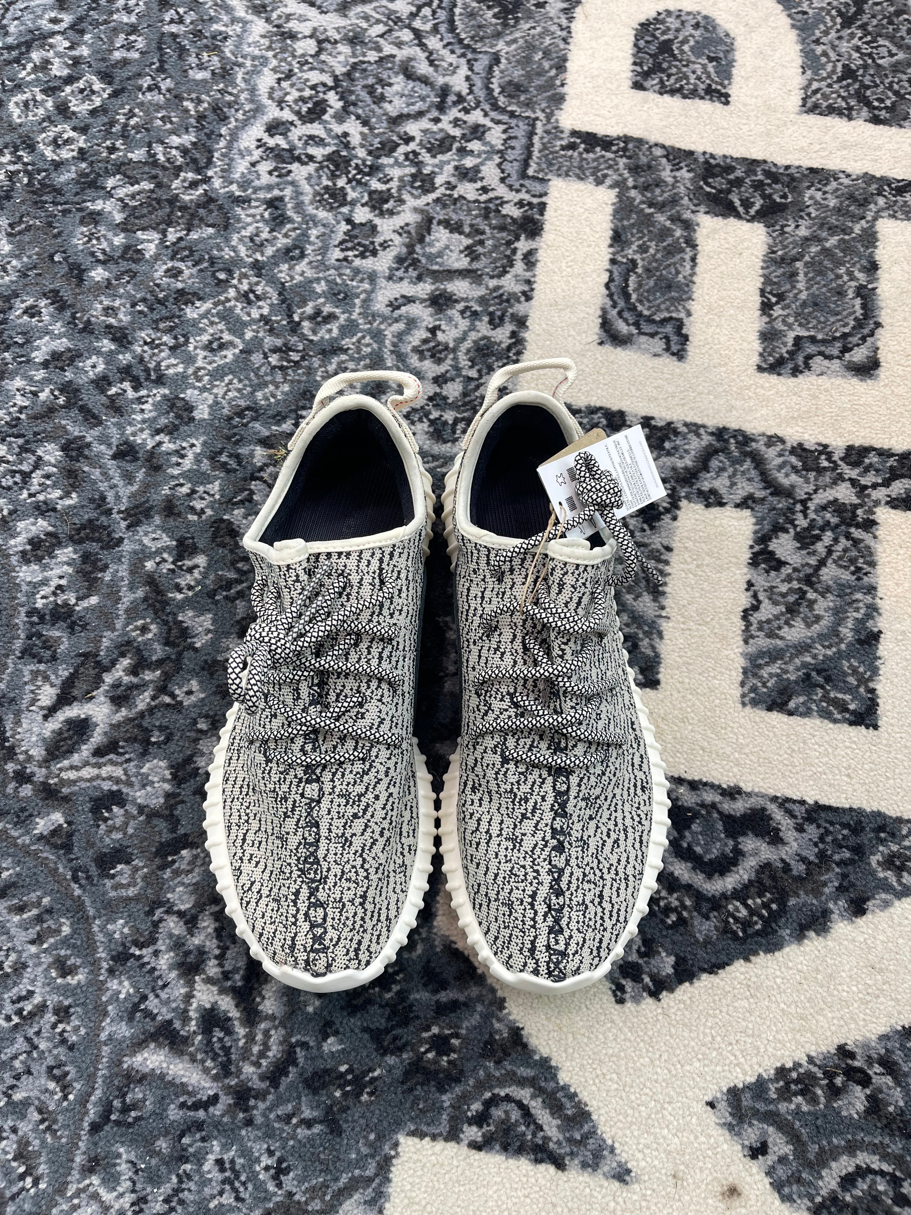 Yeezy 350 “Turtledove” (2022)