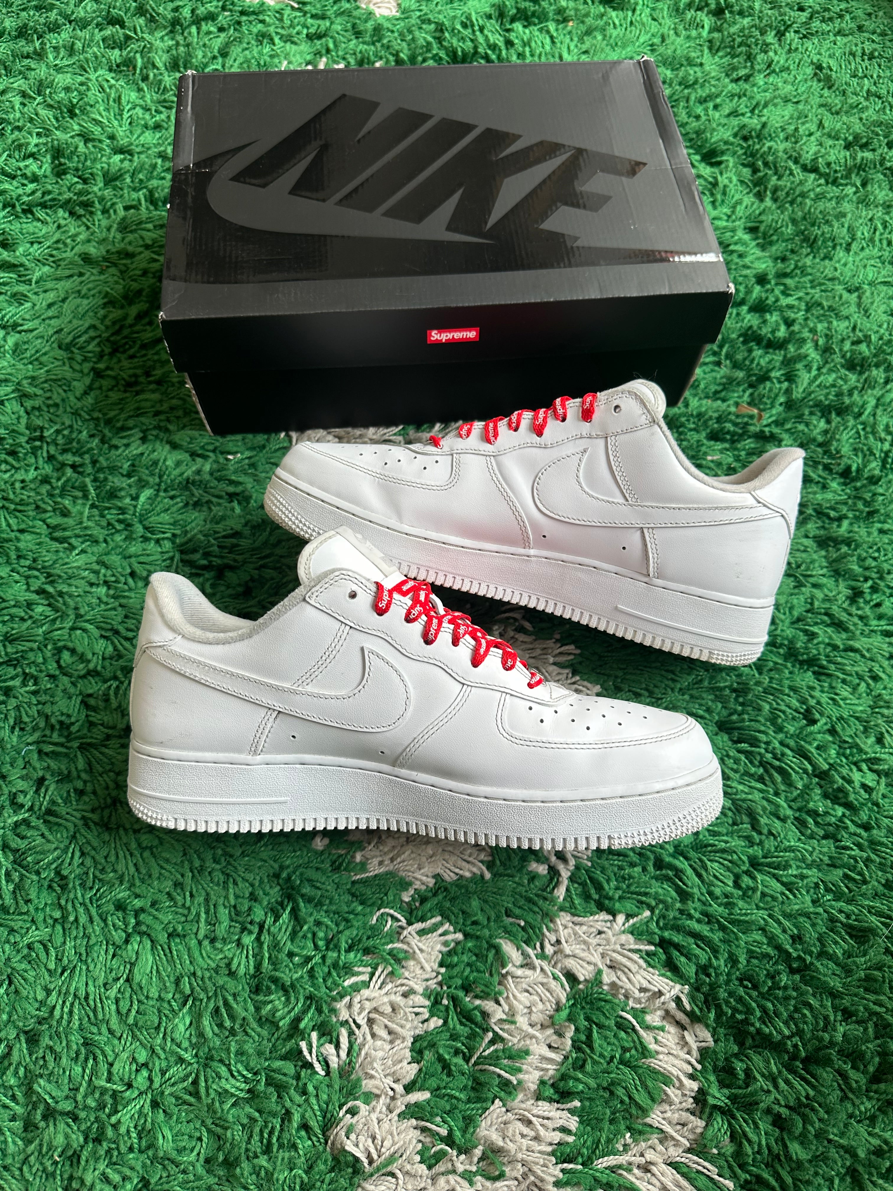 Nike Air Force 1 Low Supreme “White”