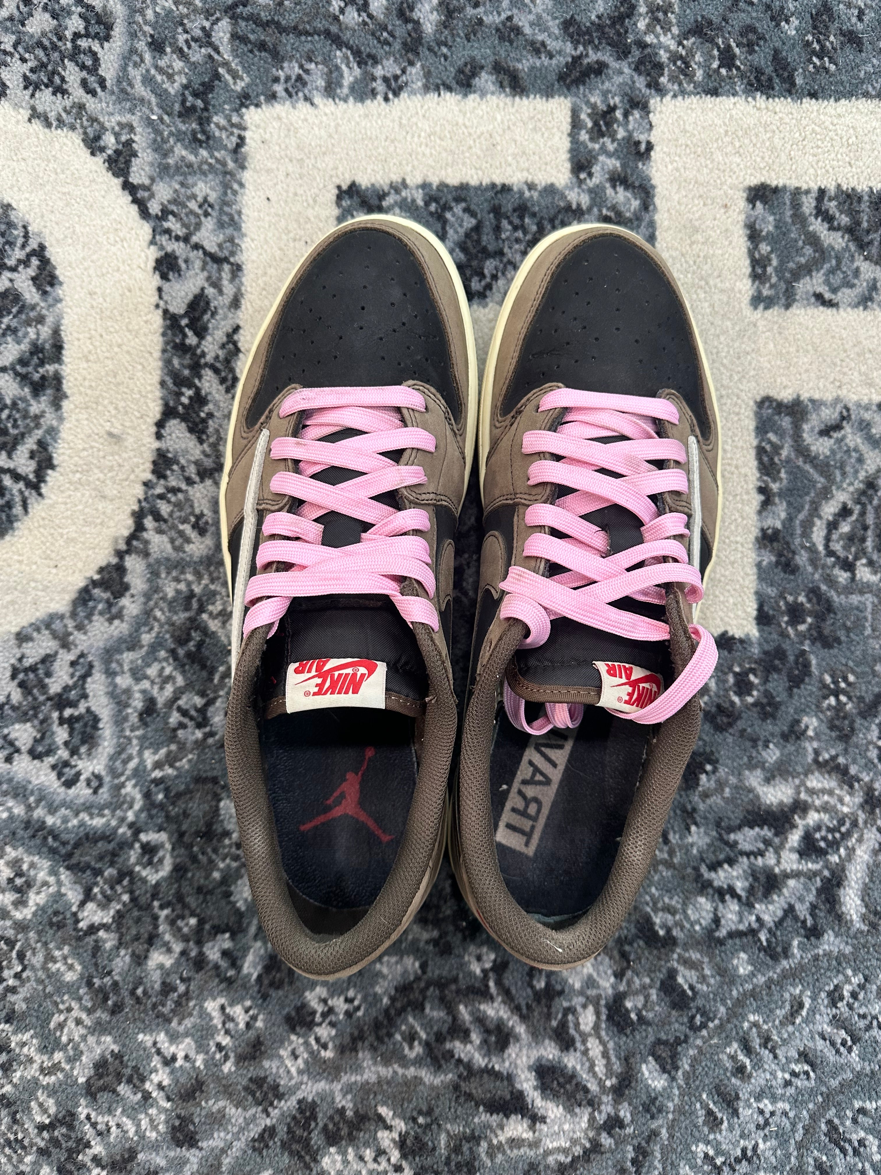 Jordan 1 Low Travis Scott “Mocha”