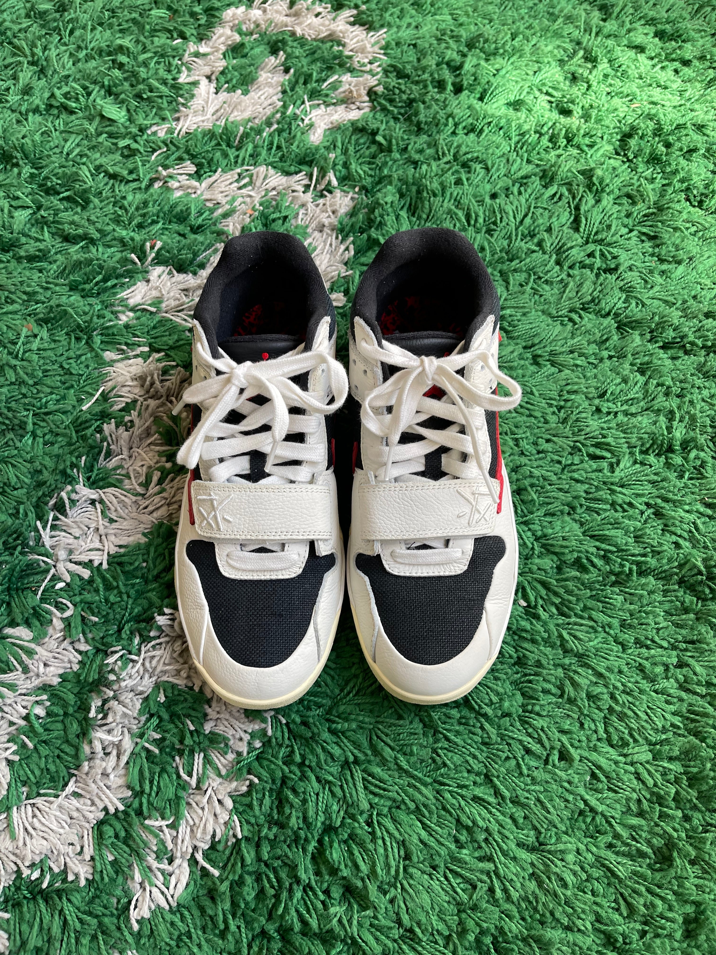 Travis Scott Jumpman Jack “University Red”