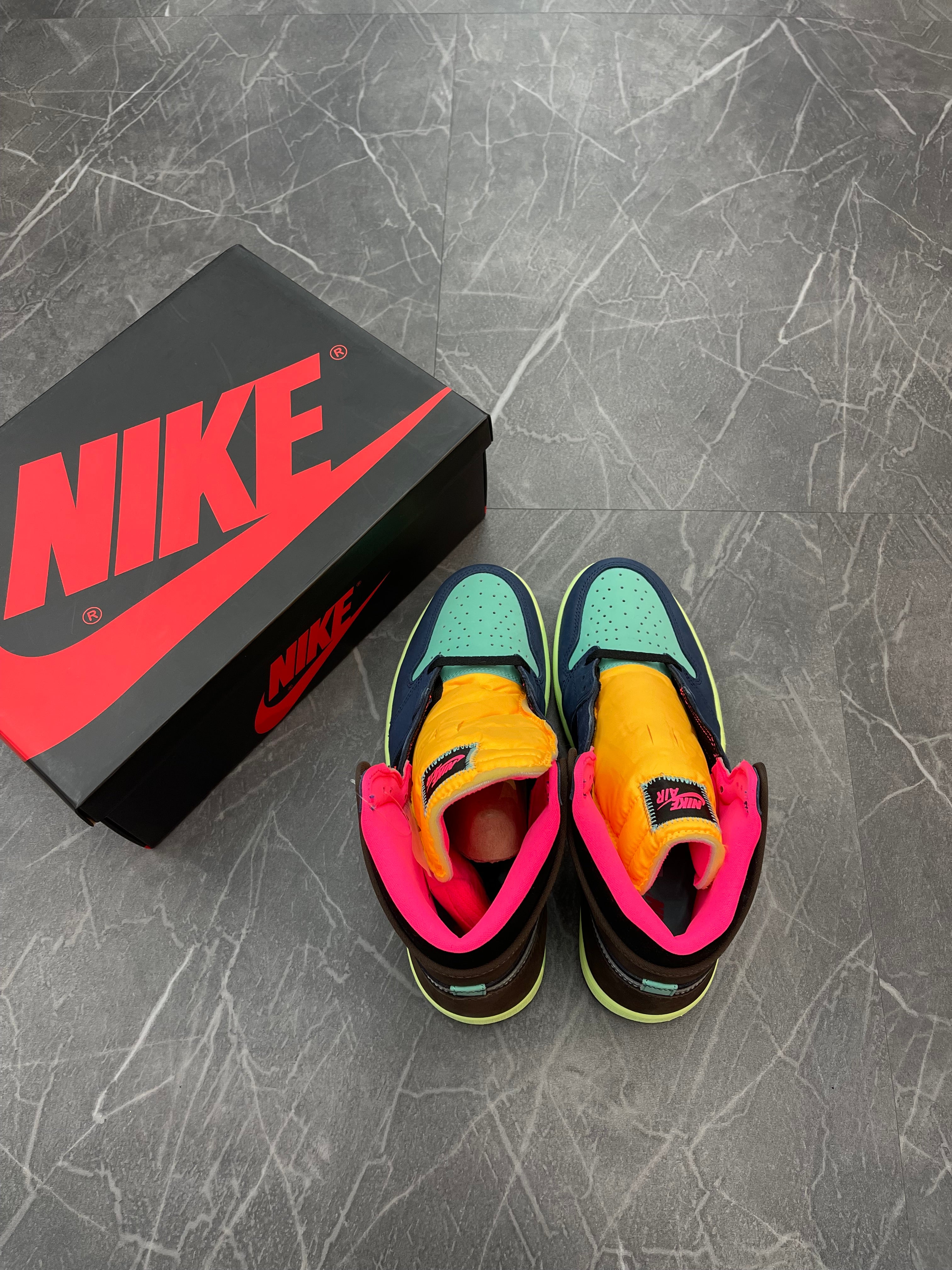 Jordan 1 High “Tokyo Biohack”