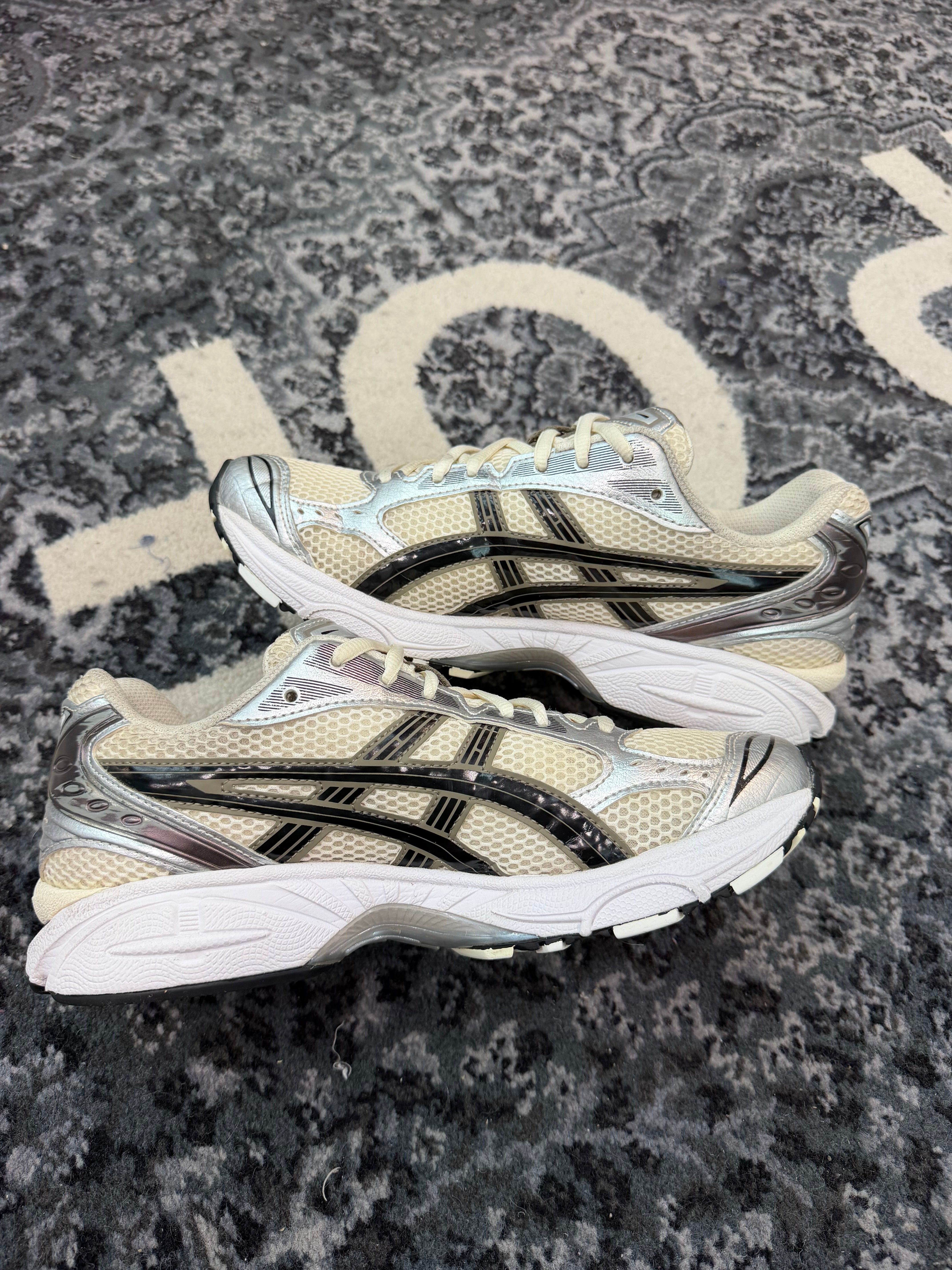 ASICS Gel Kayano-14 “Cream Plum Metallic”