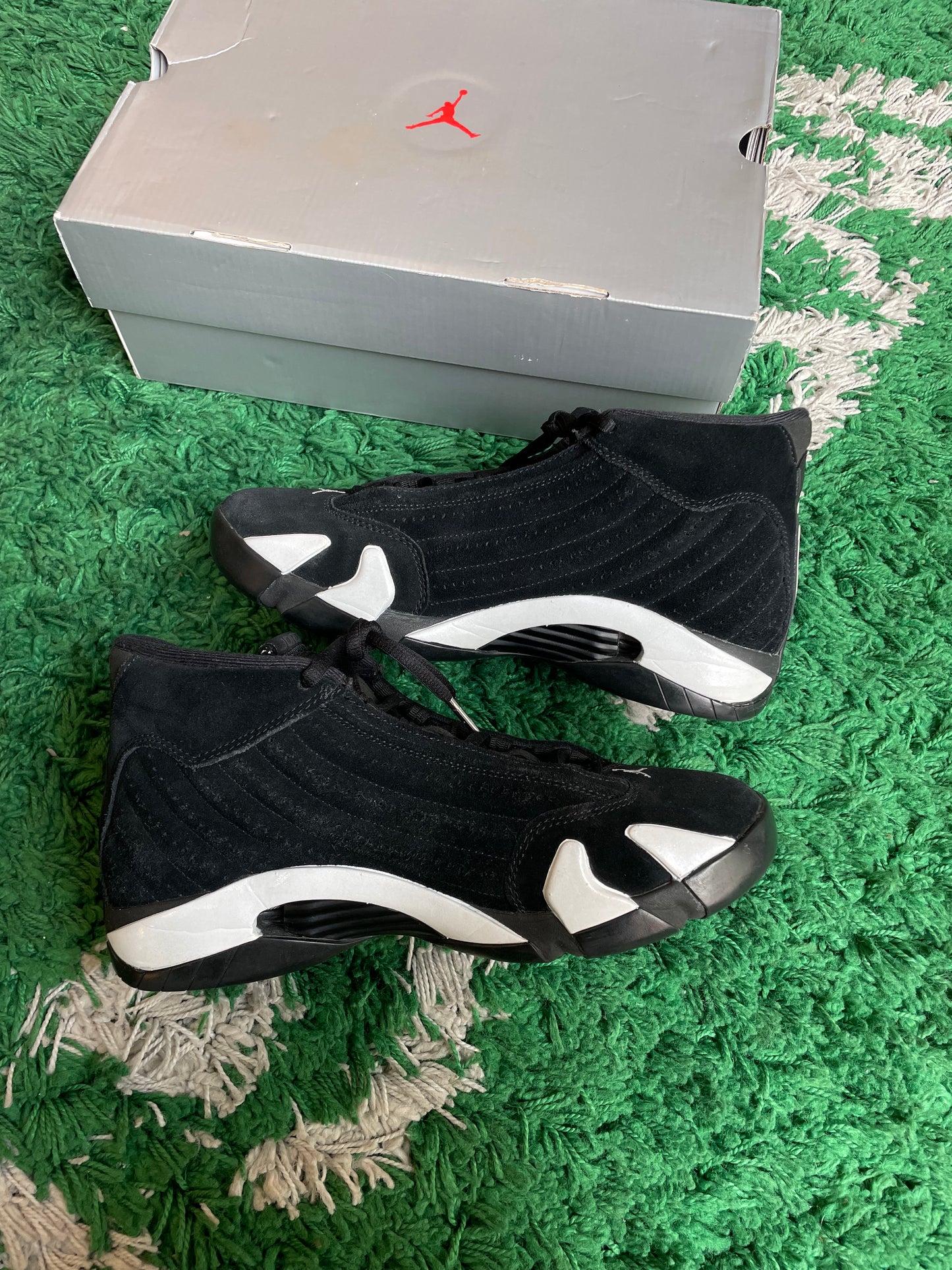 Jordan 14 “Black White”