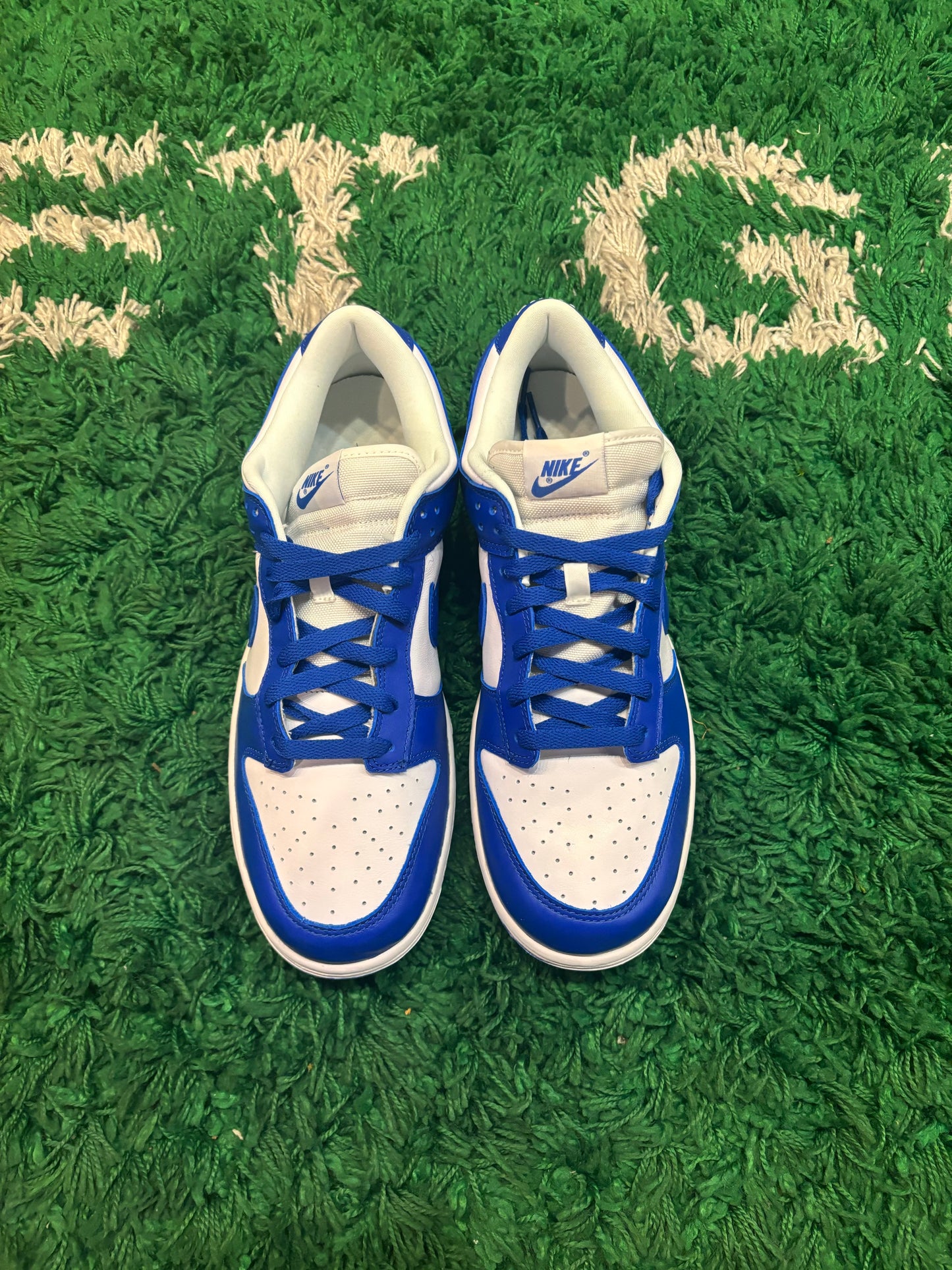 Nike Dunk Low “Kentucky”