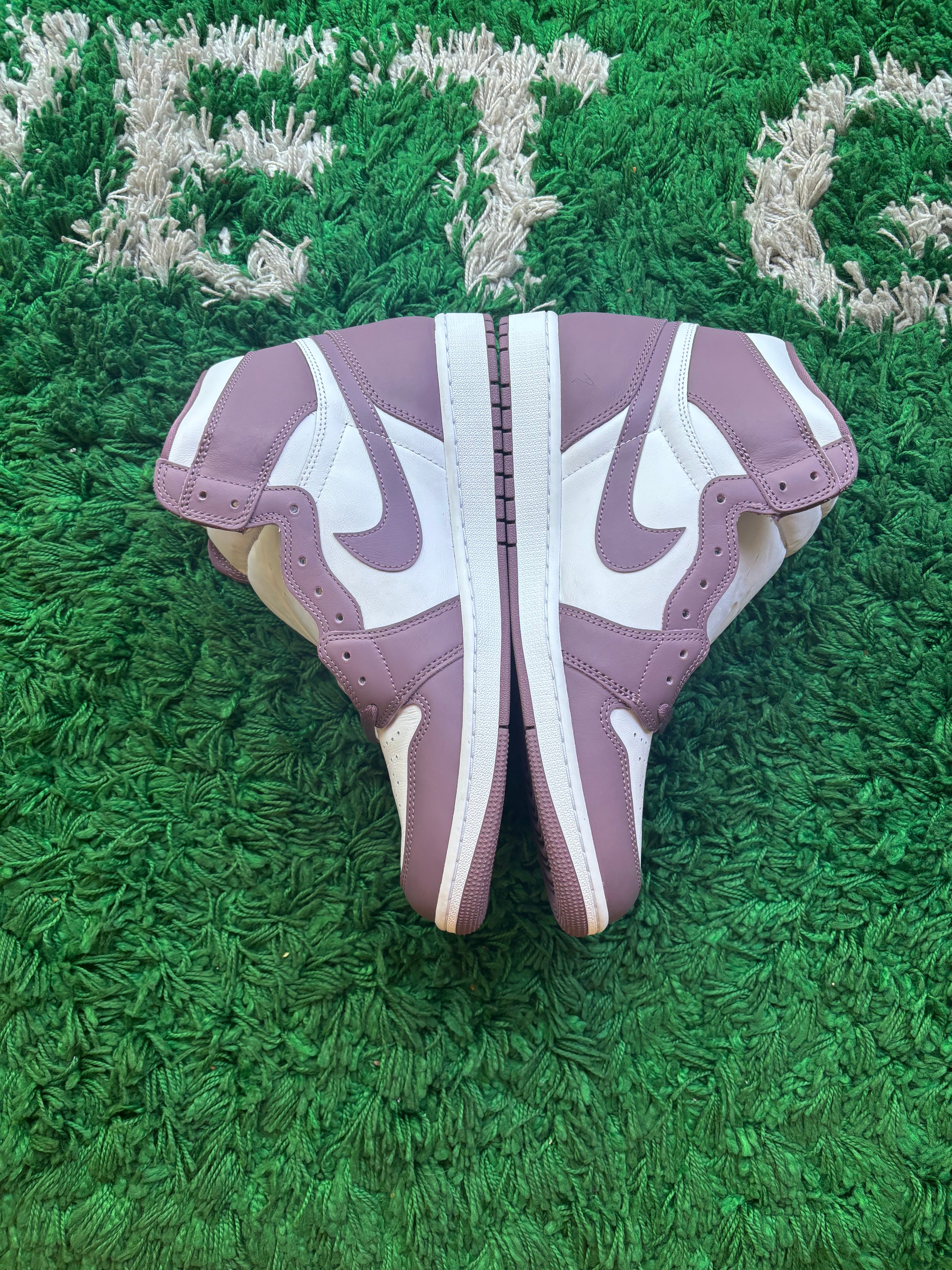Jordan 1 High “Mauve”