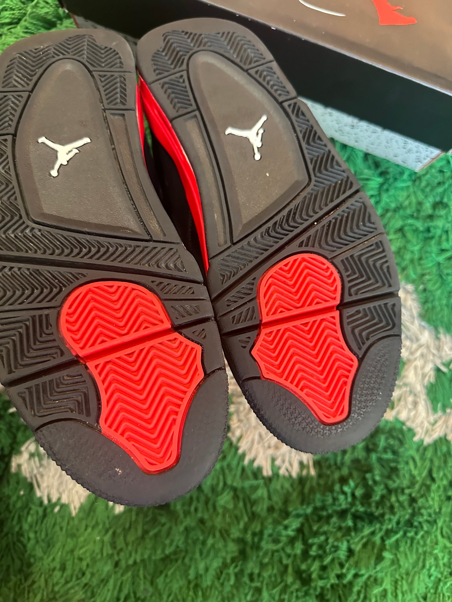 Jordan 4 “Red Thunder”