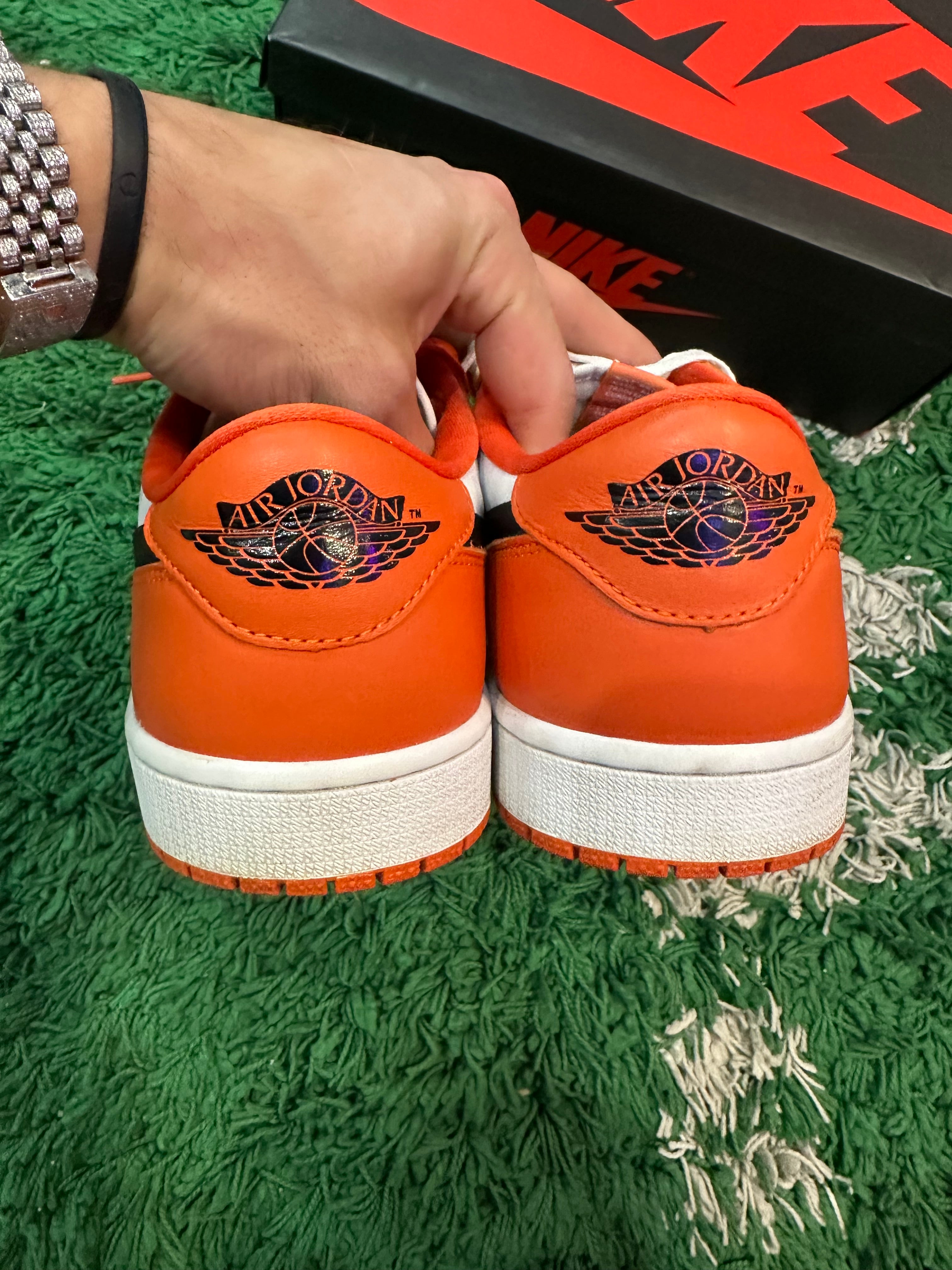 Jordan 1 Low “Starfish”