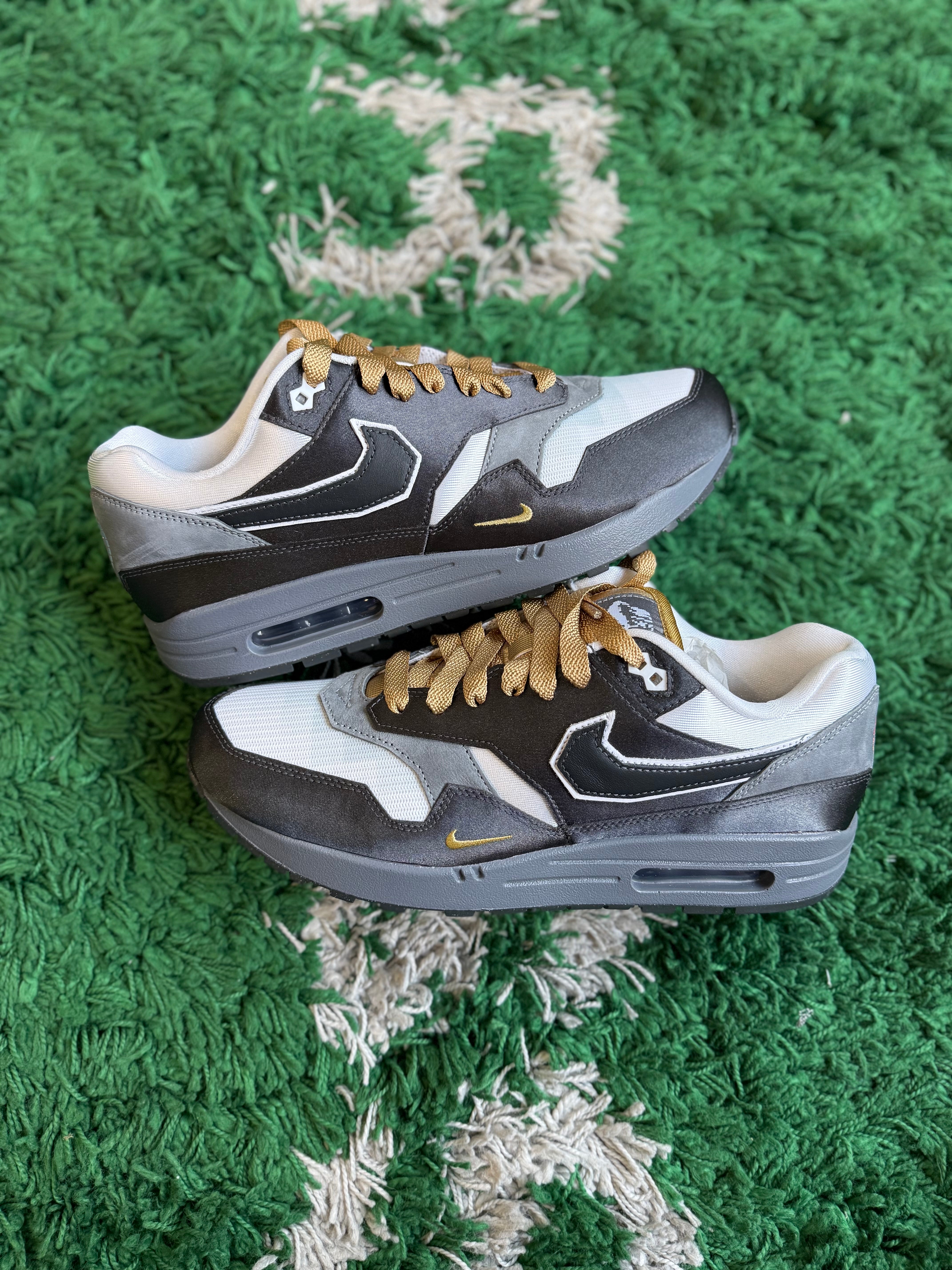 Nike Air Max 1 SWOOSH Low Poly Big Head Mode