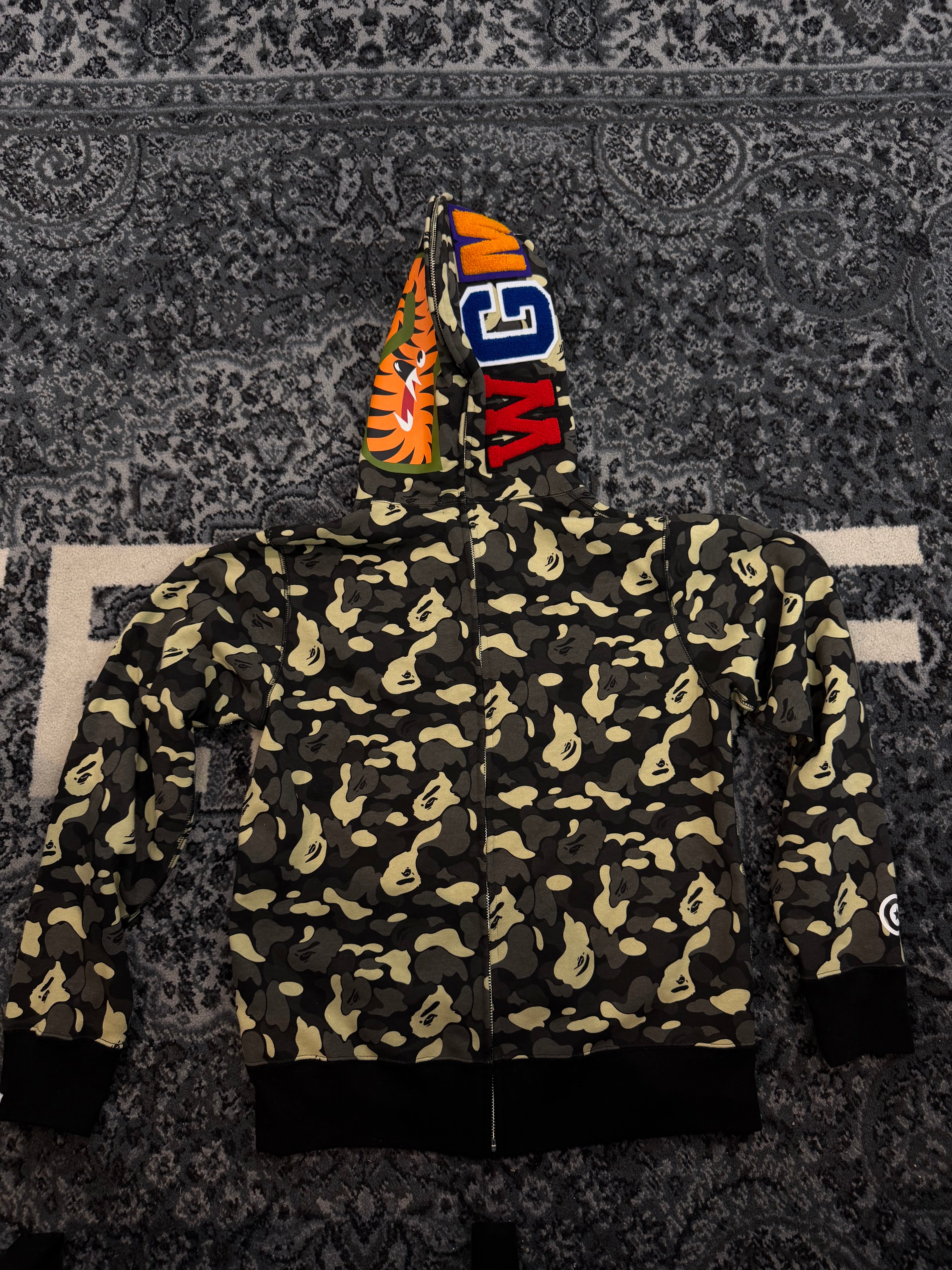 Bape Zip Up “Black Camo”