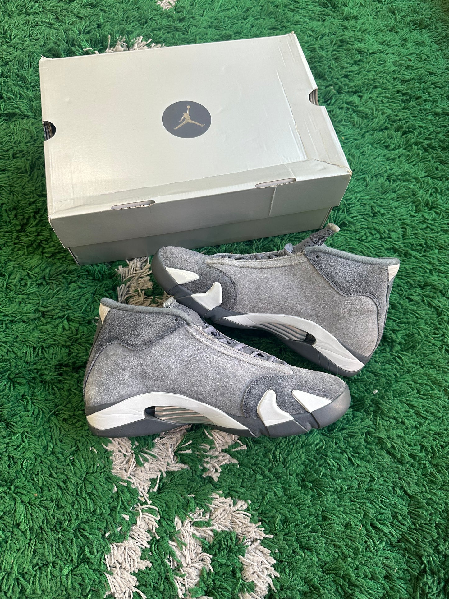 Jordan 14 “Flint Grey”