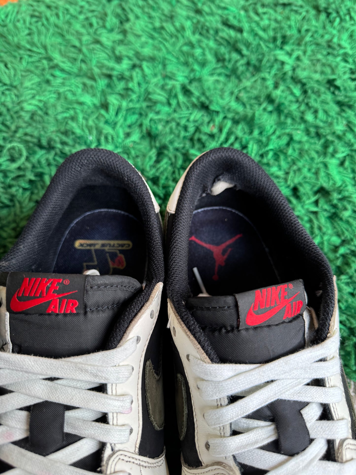 Jordan 1 Low x Travis Scott “Olive”