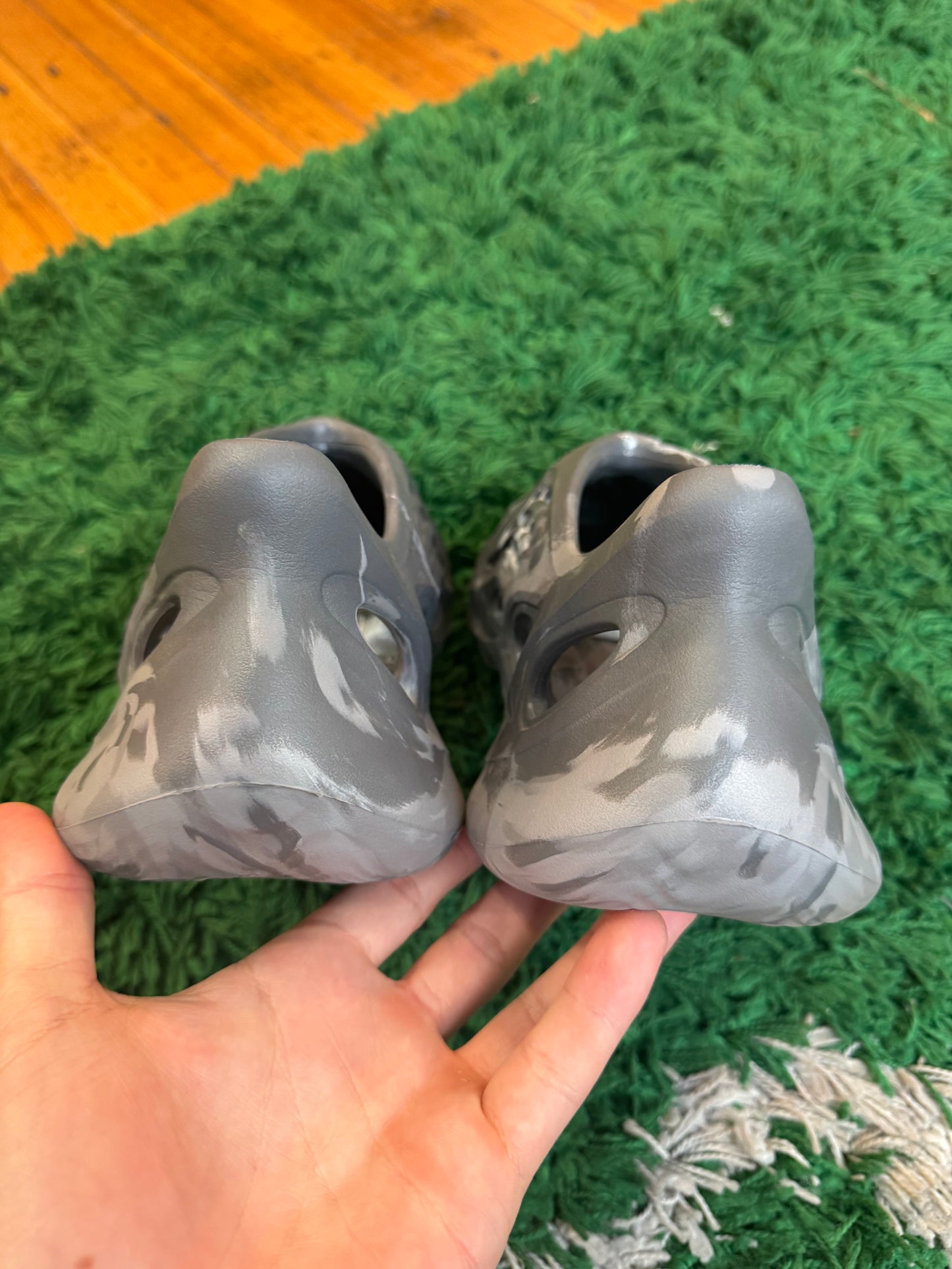 Yeezy Foam Runner “MX Granite”