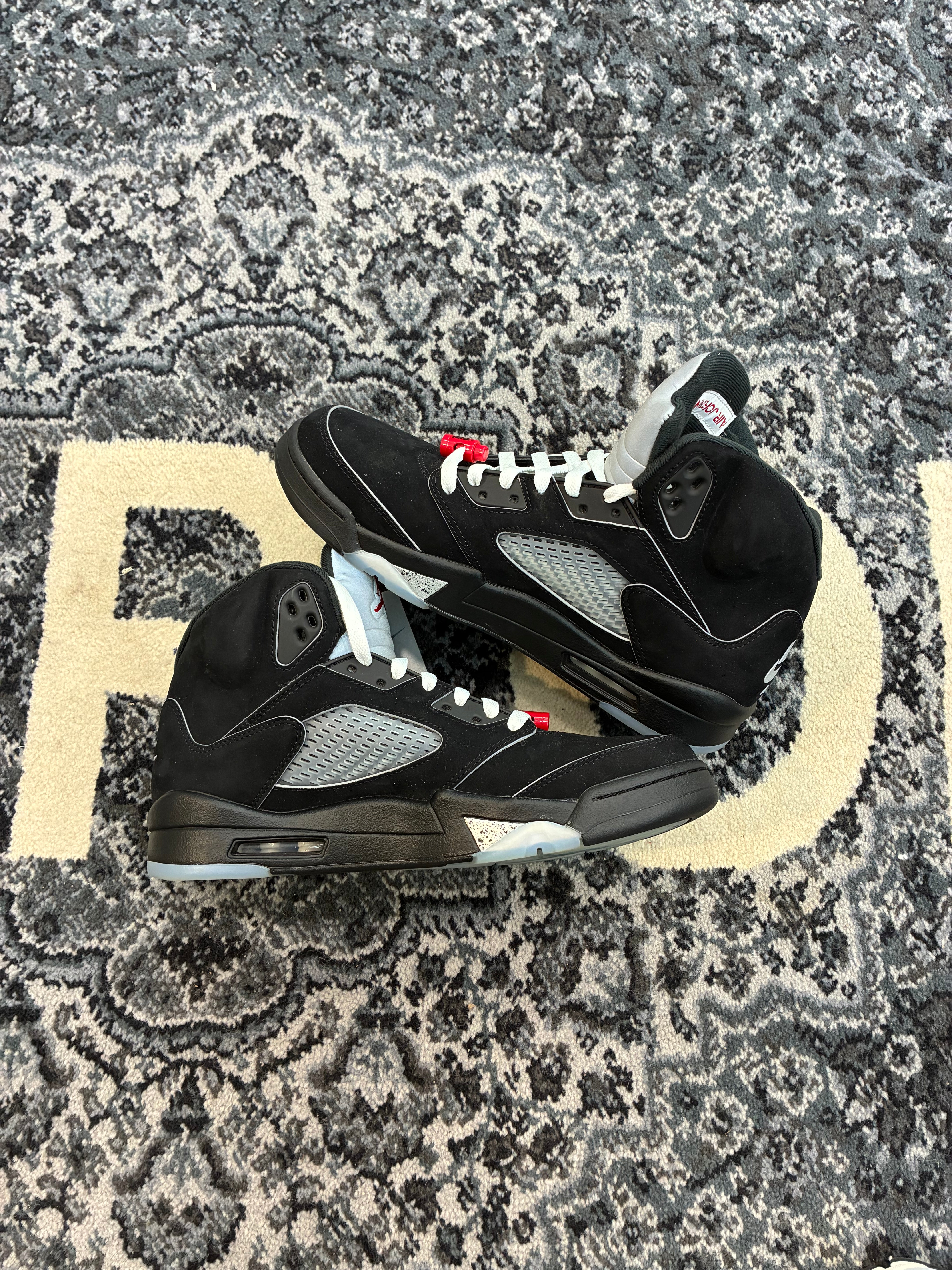 Jordan 5 “Black Metallic”