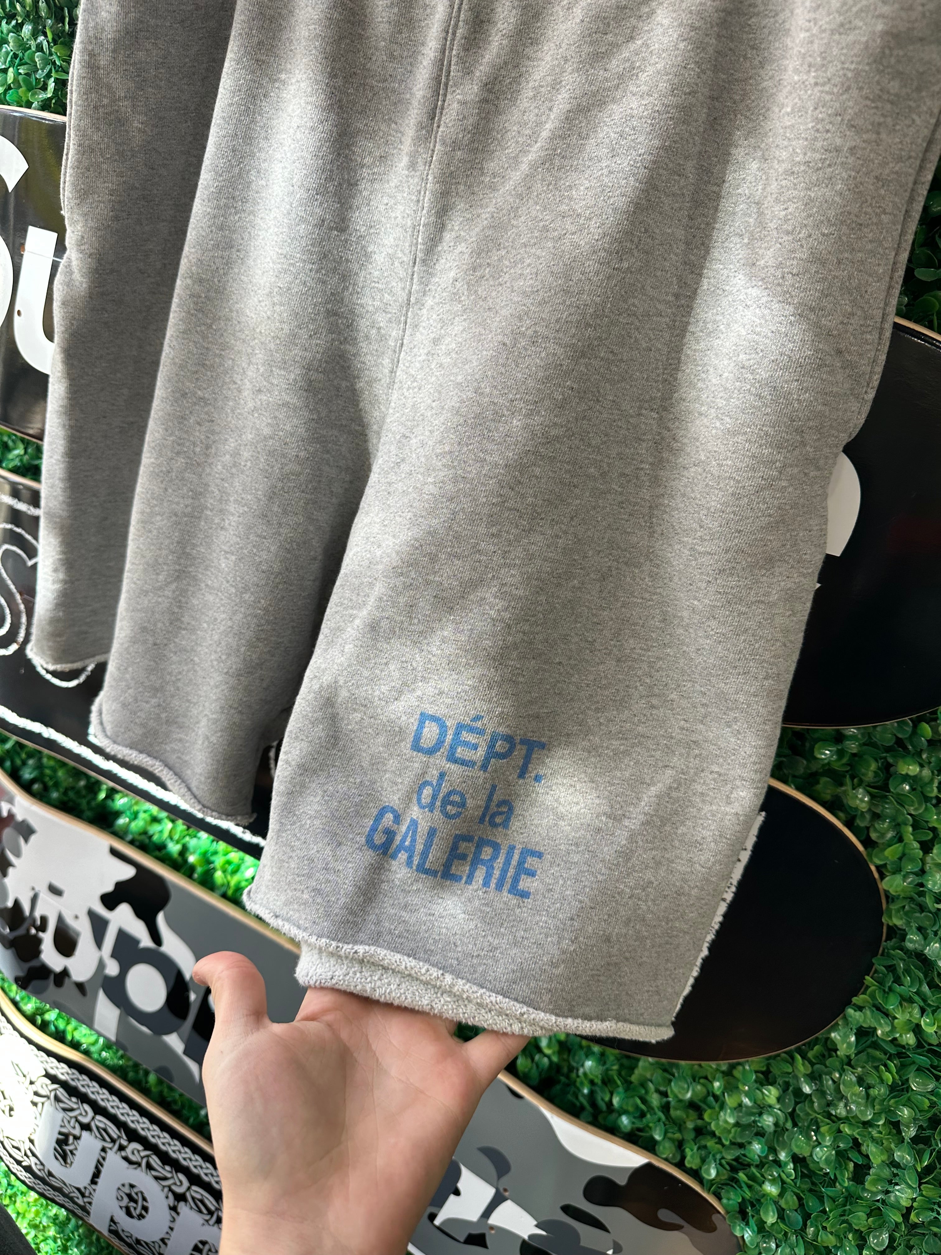 Gallery Dept. Sweatshorts “Grey”