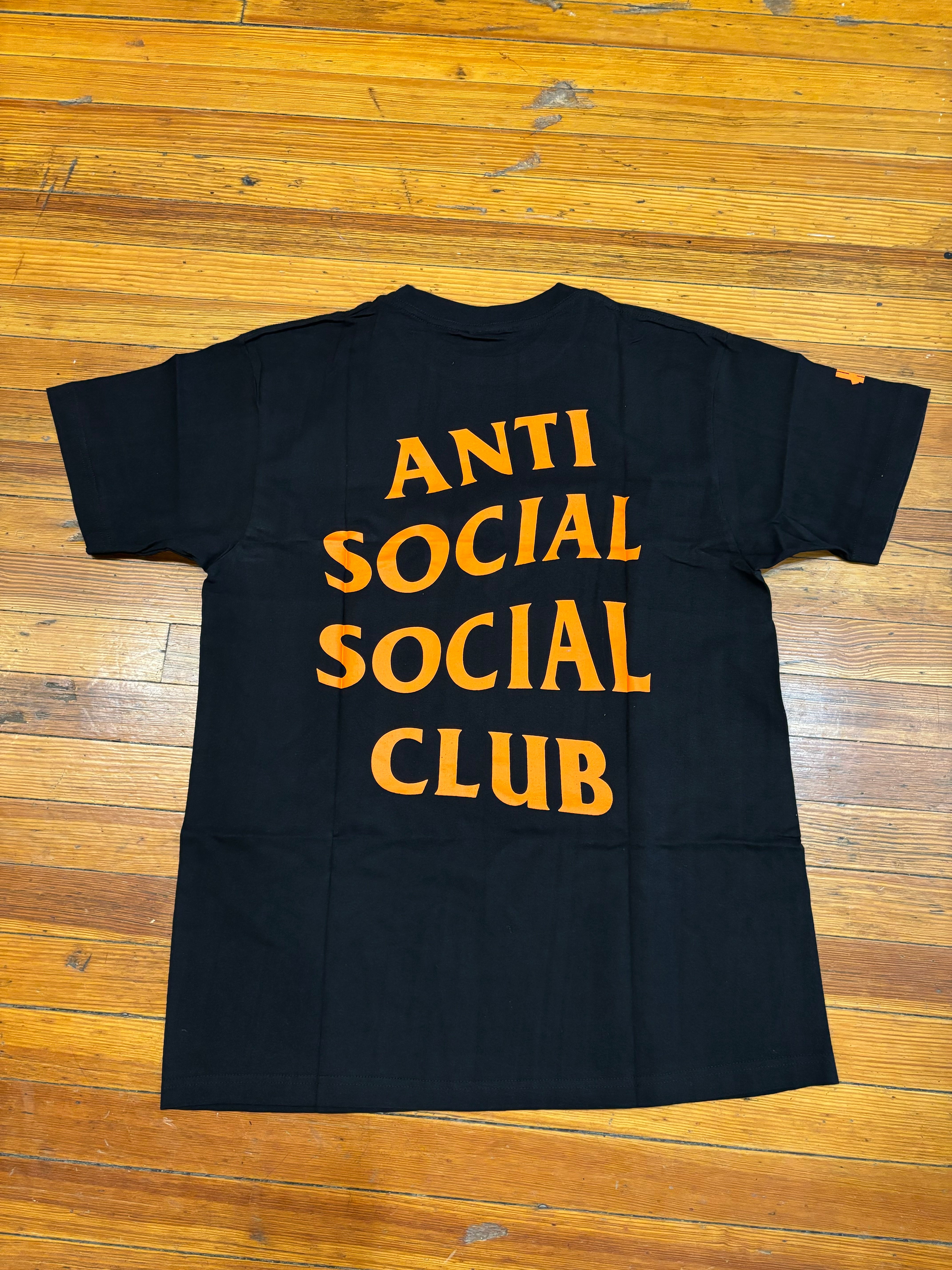 Anti Social Social Club x Undefeated Still Paranoid Tee “Black”