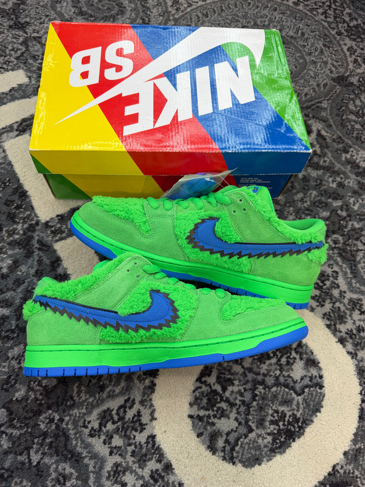Nike SB Dunk Low Grateful Dead Bears Green