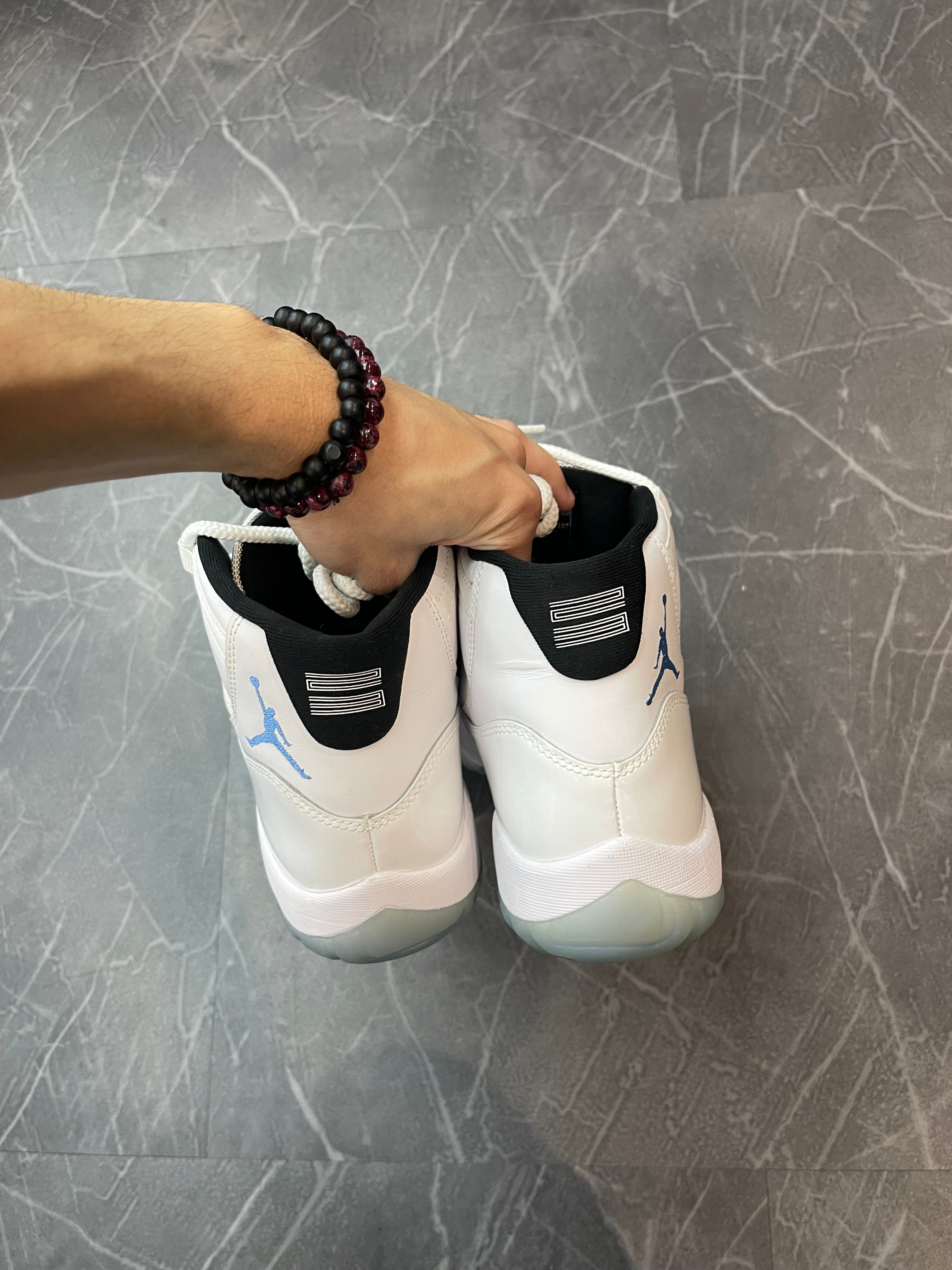 Jordan 11 “Legend Blue”