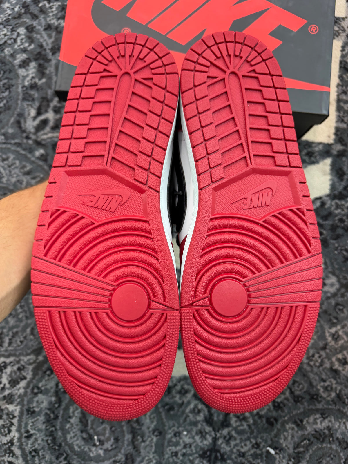 Jordan 1 Low “Chicago”