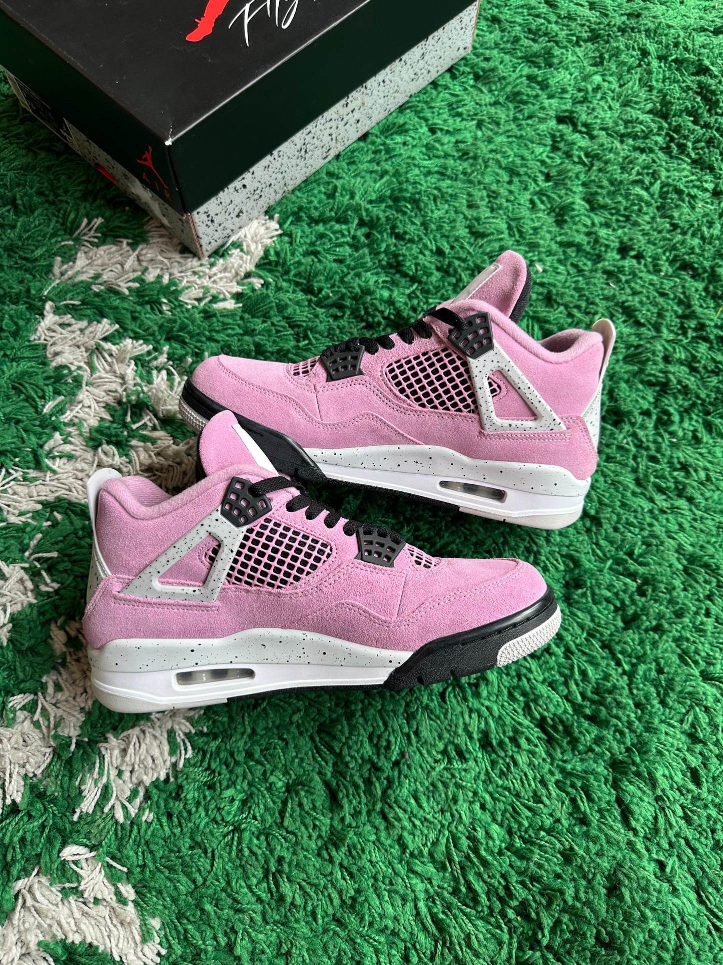 Jordan 4 “Pink Orchid”