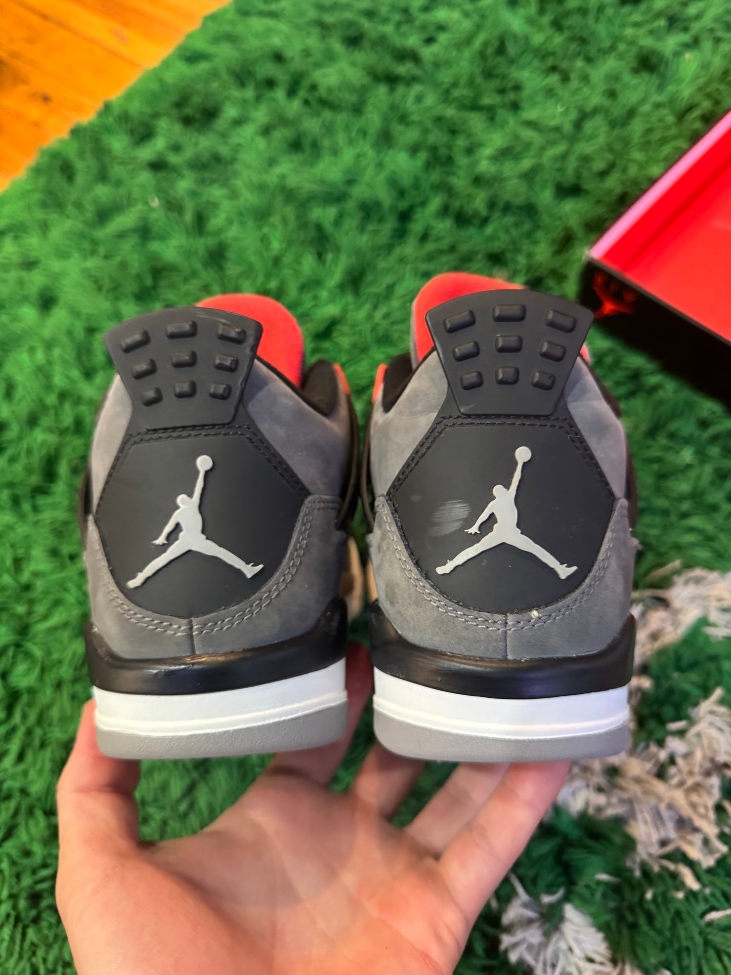 Jordan 4 “Infrared”