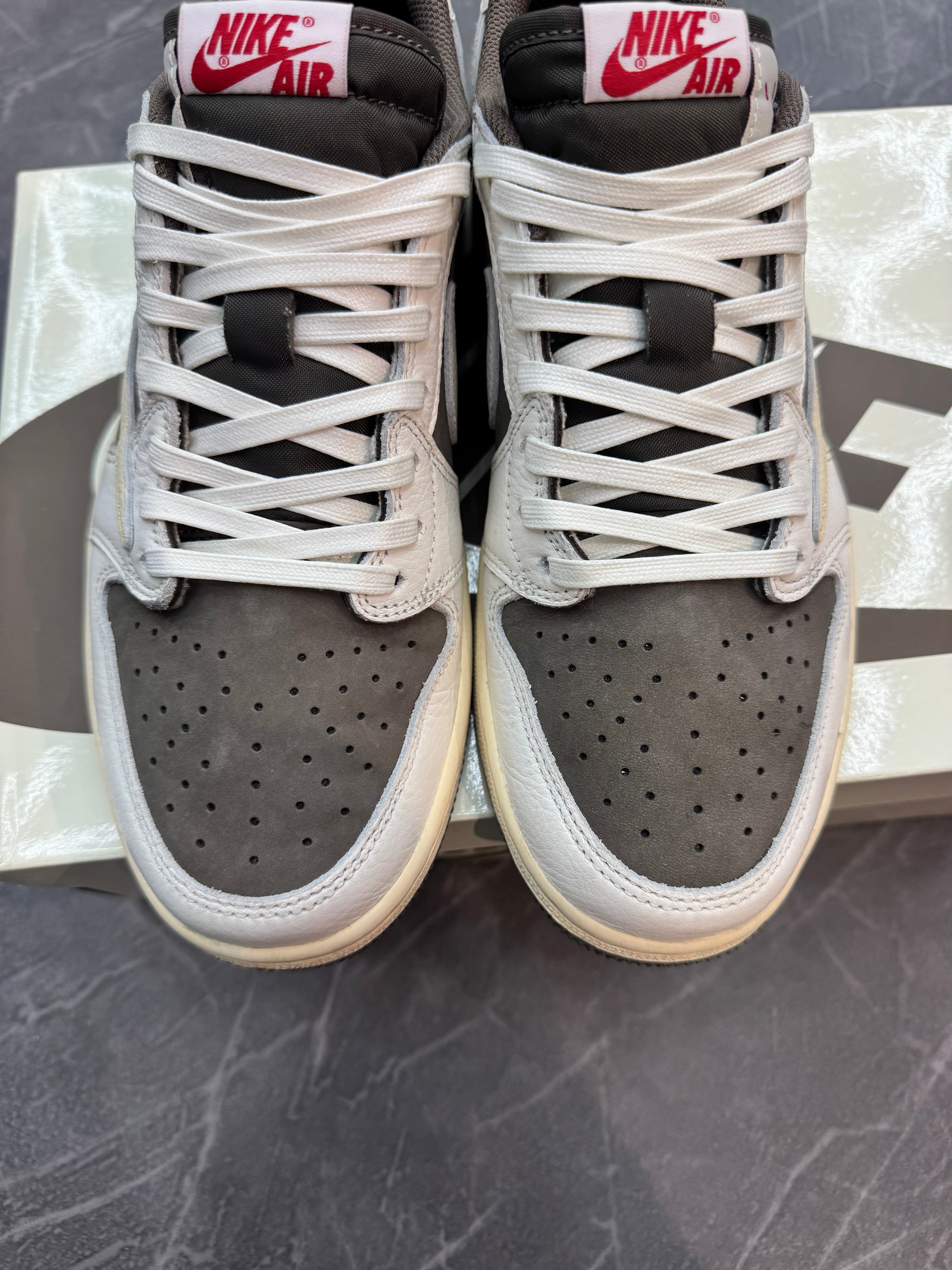 Jordan 1 Low Travis Scott Reverse Mocha