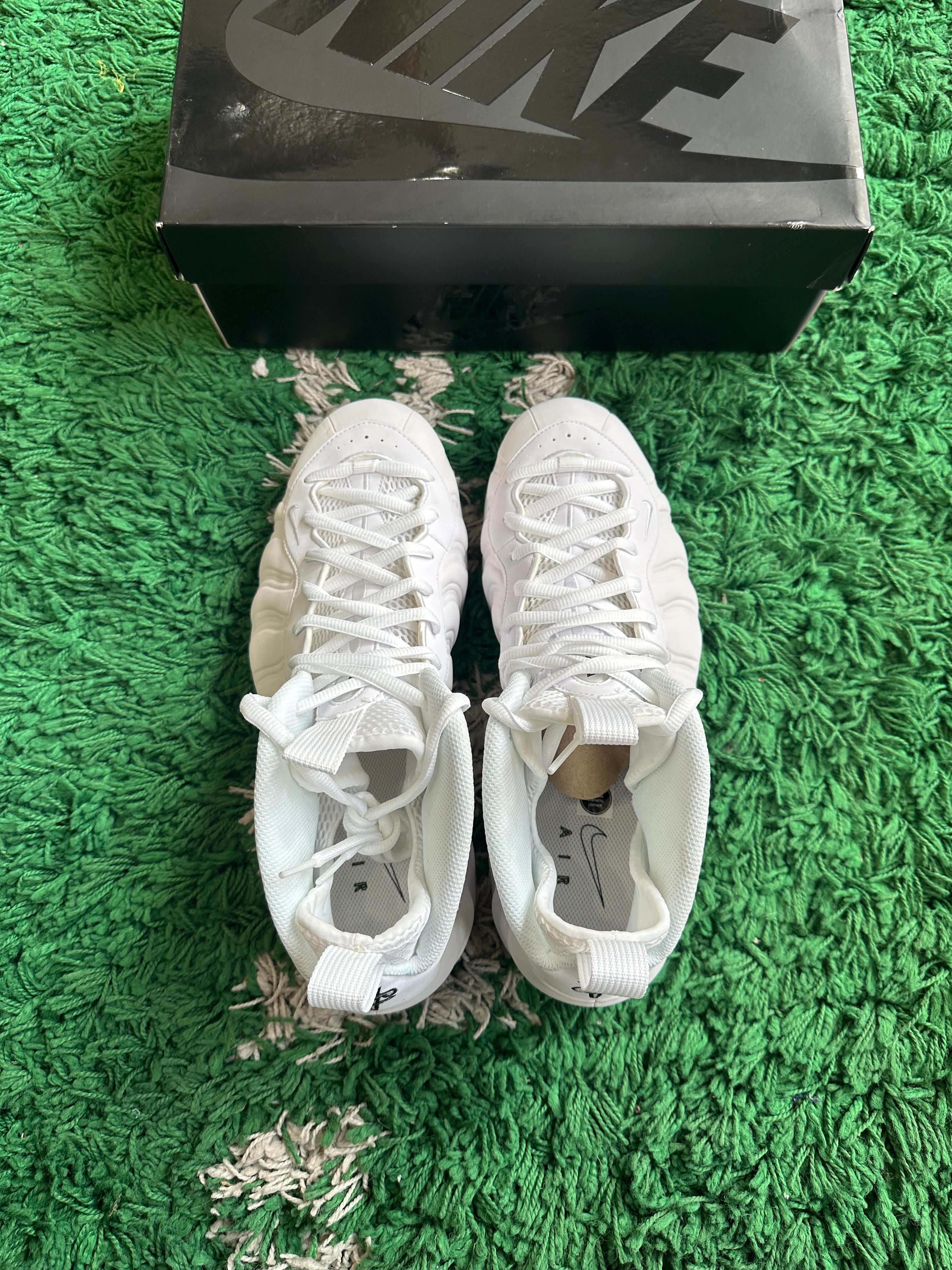 Nike Air Foamposite One “Triple White”