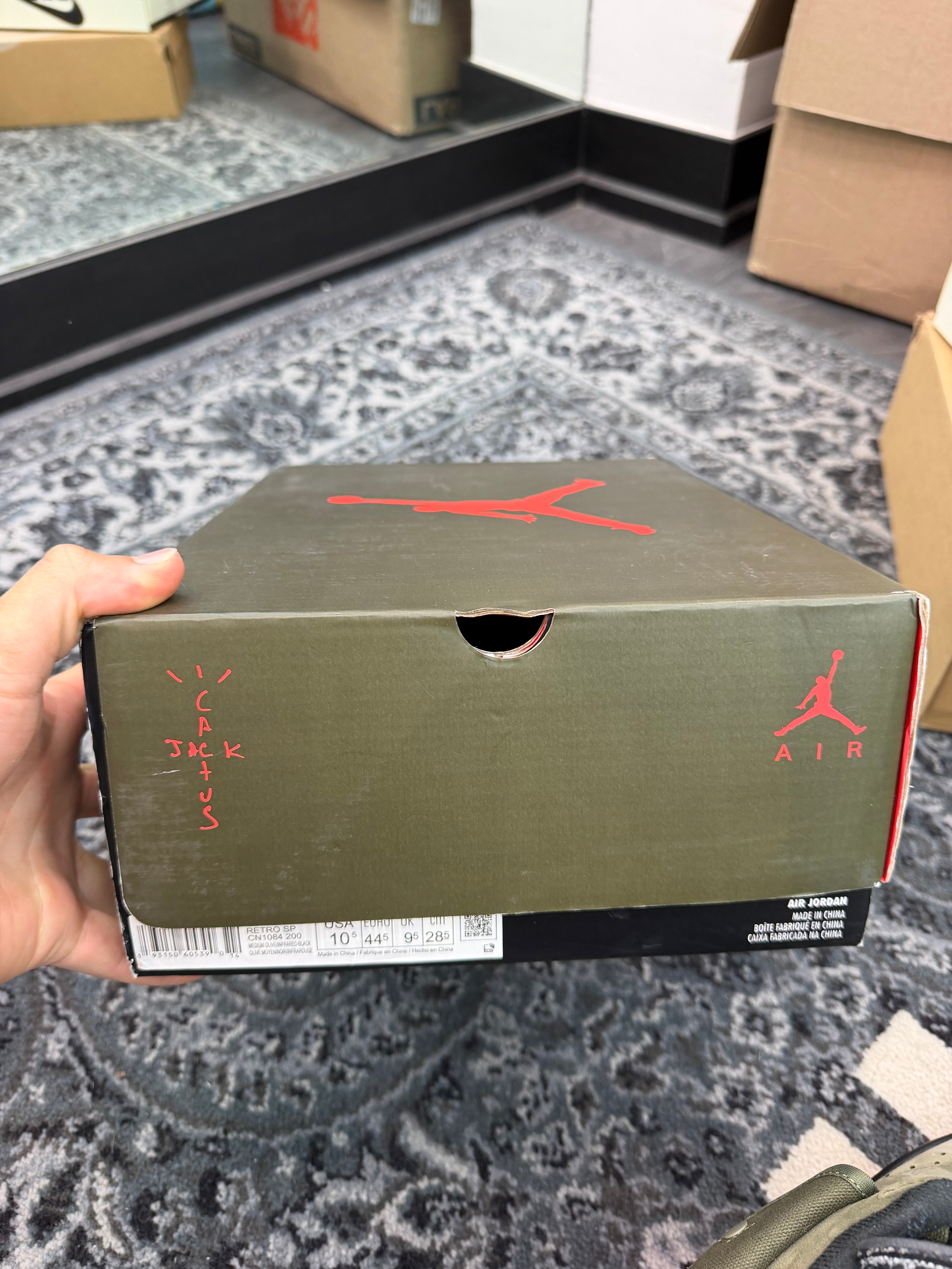 Jordan 6 x Travis Scott “Olive”