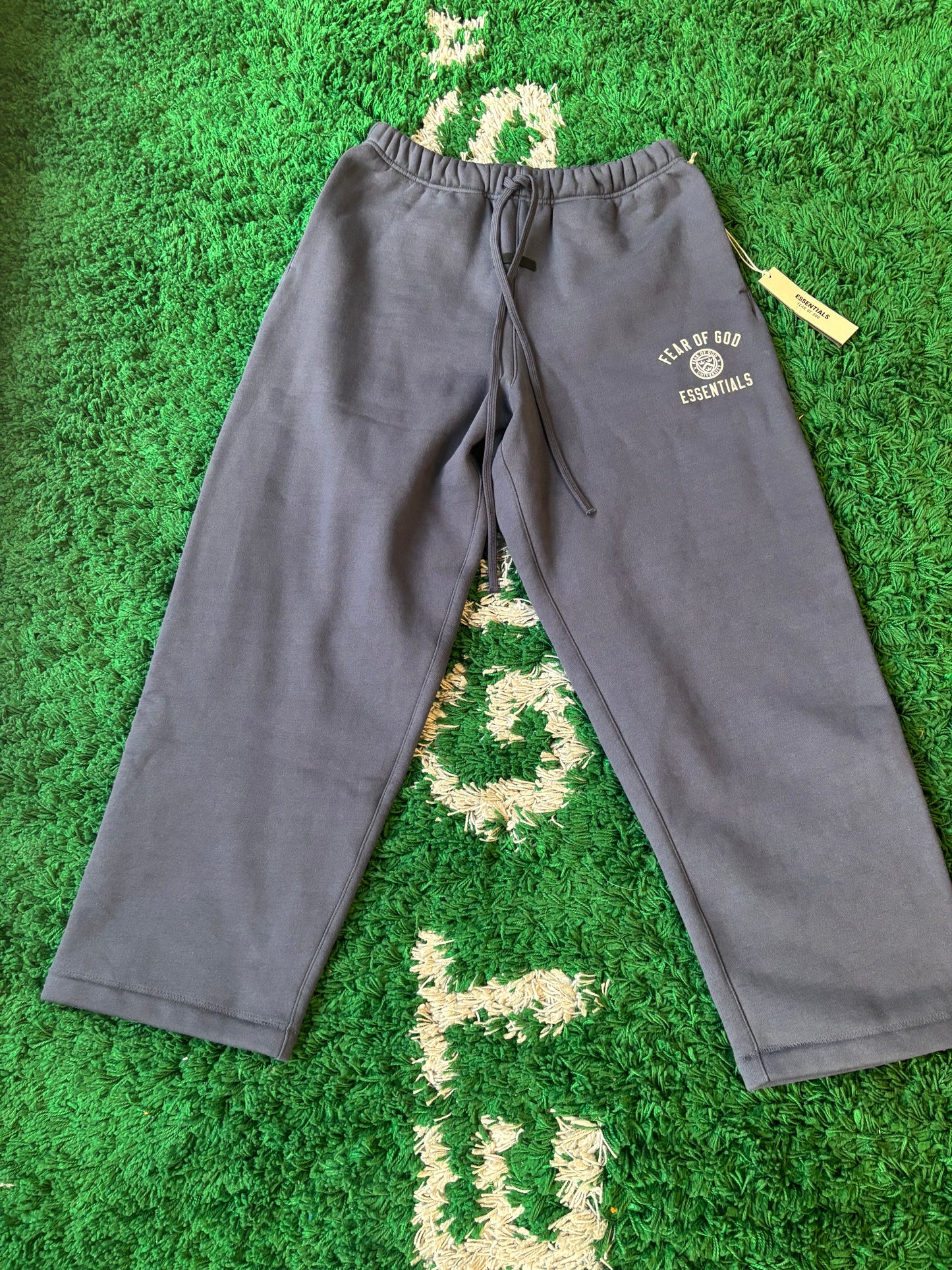 Fear of God Essentials University Sweatpants “Marine”