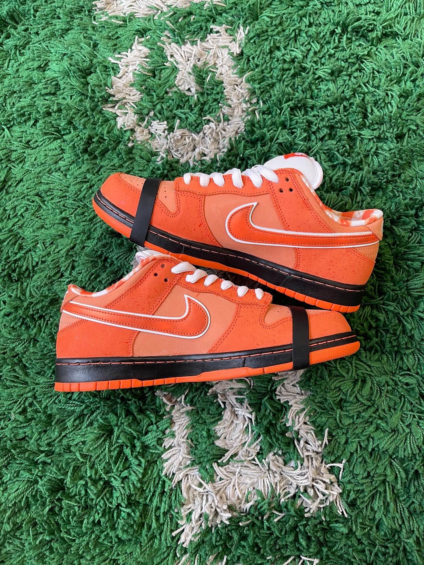 Nike SB Dunk Low “Orange Lobster”