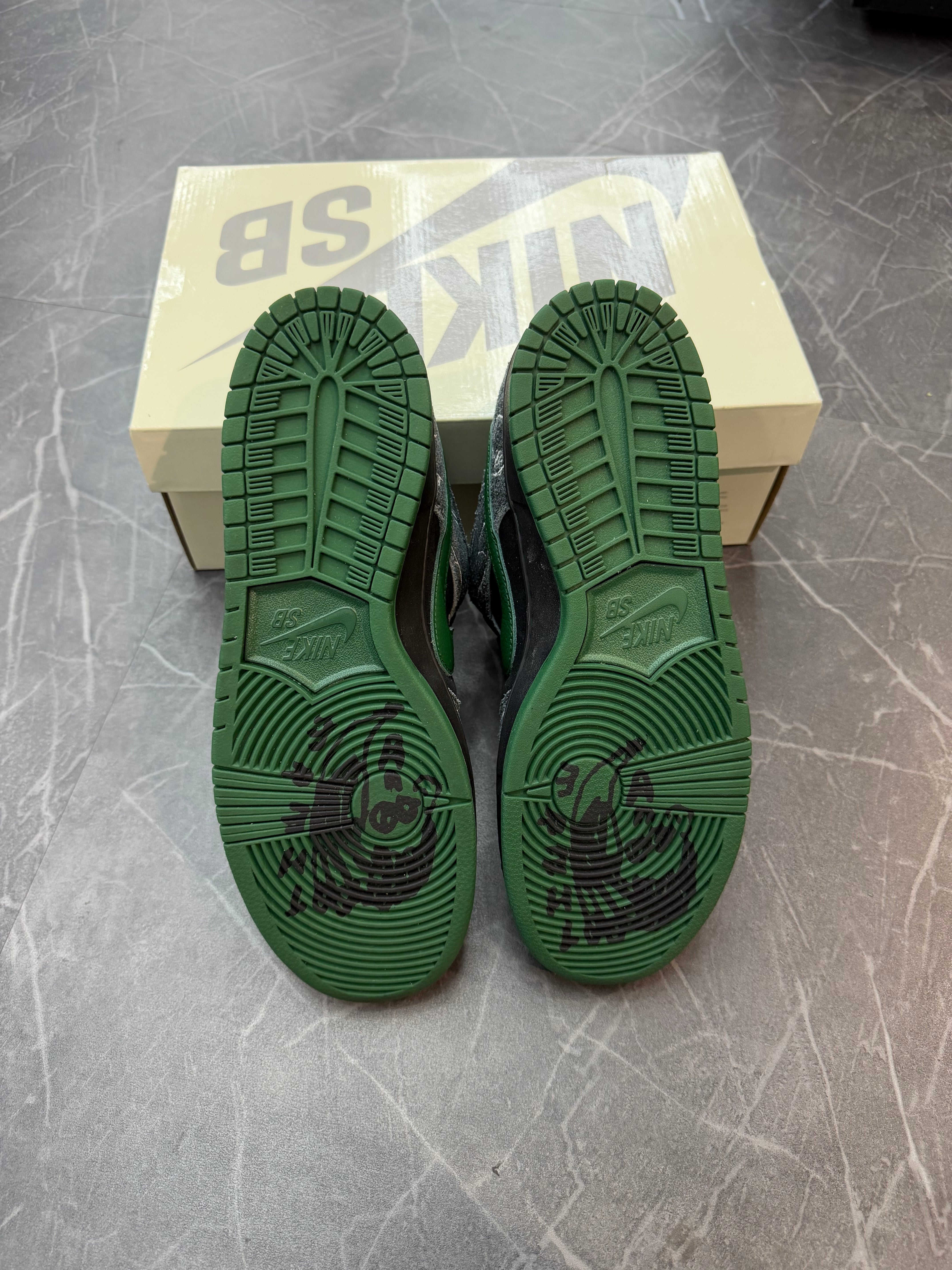 Nike SB Dunk Low “There Skateboards”