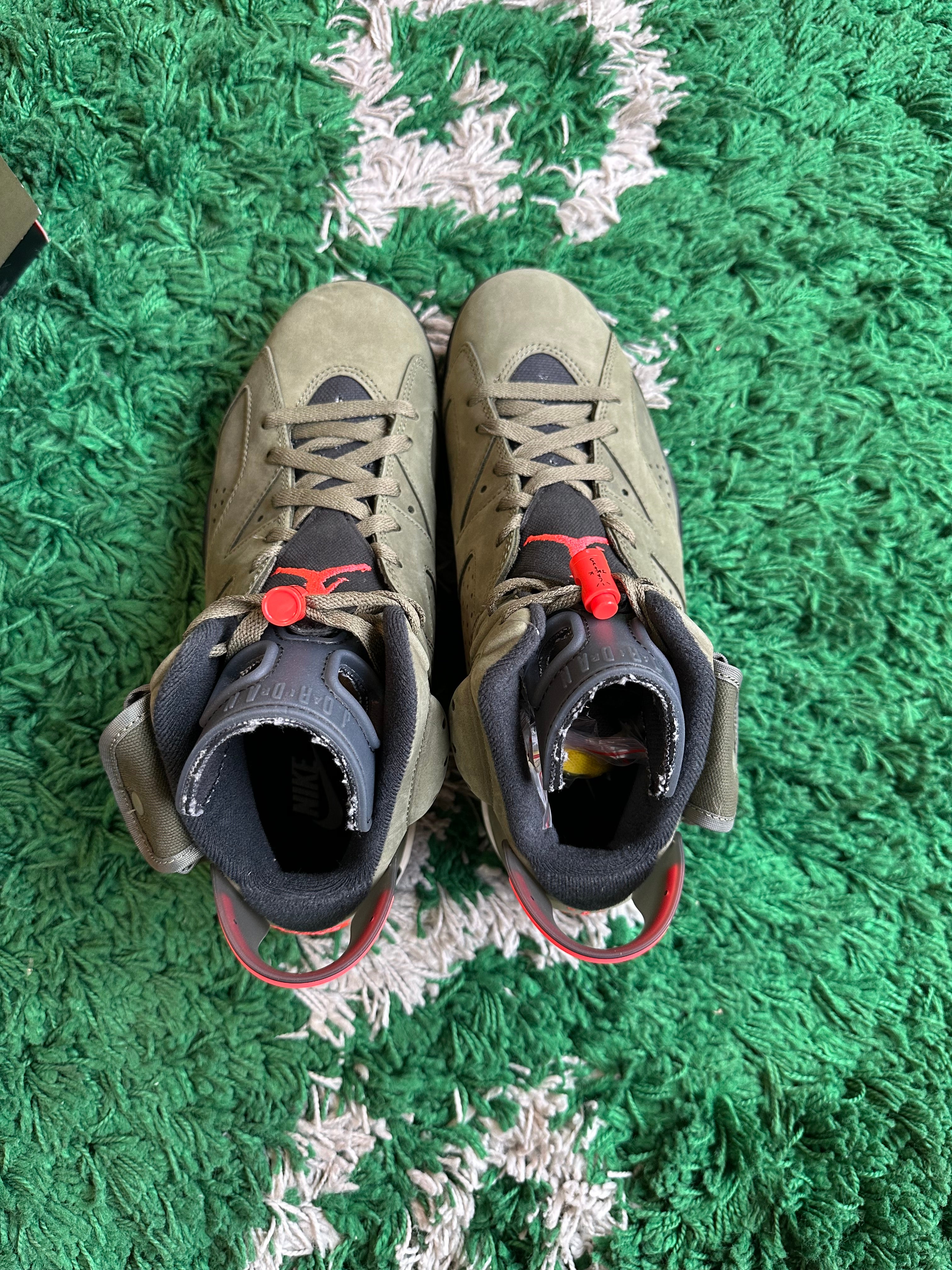 Jordan 6 Travis Scott “Olive”