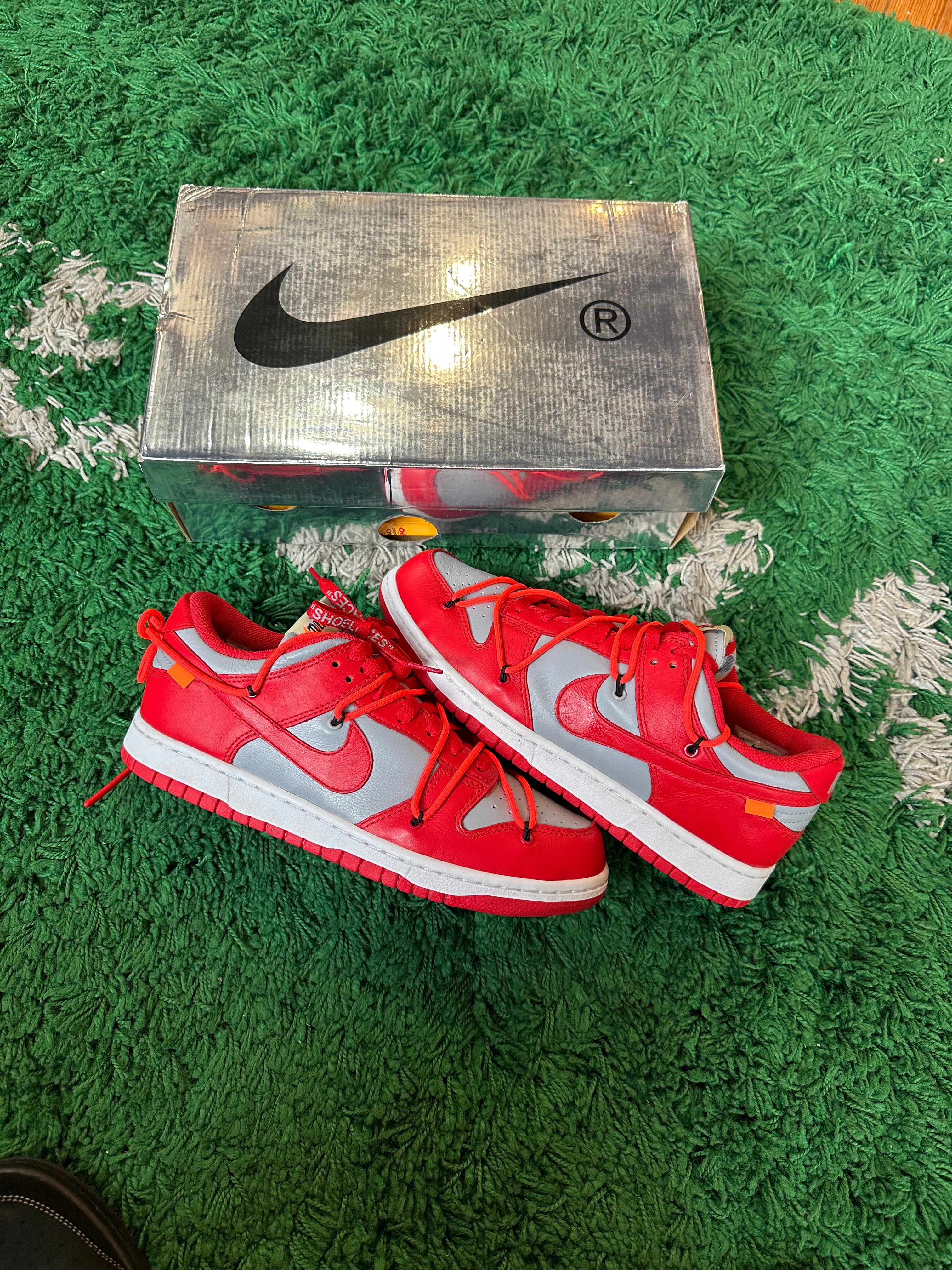 Nike Dunk Low x Off-White “University Red”