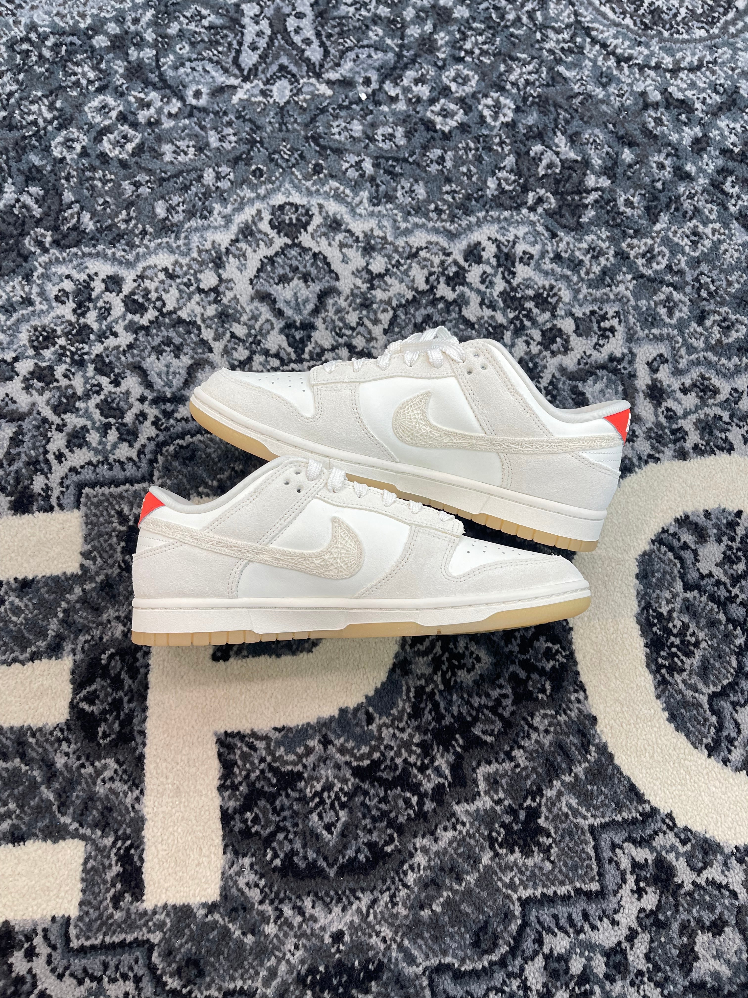 Nike Dunk Low “Friendship Knot”