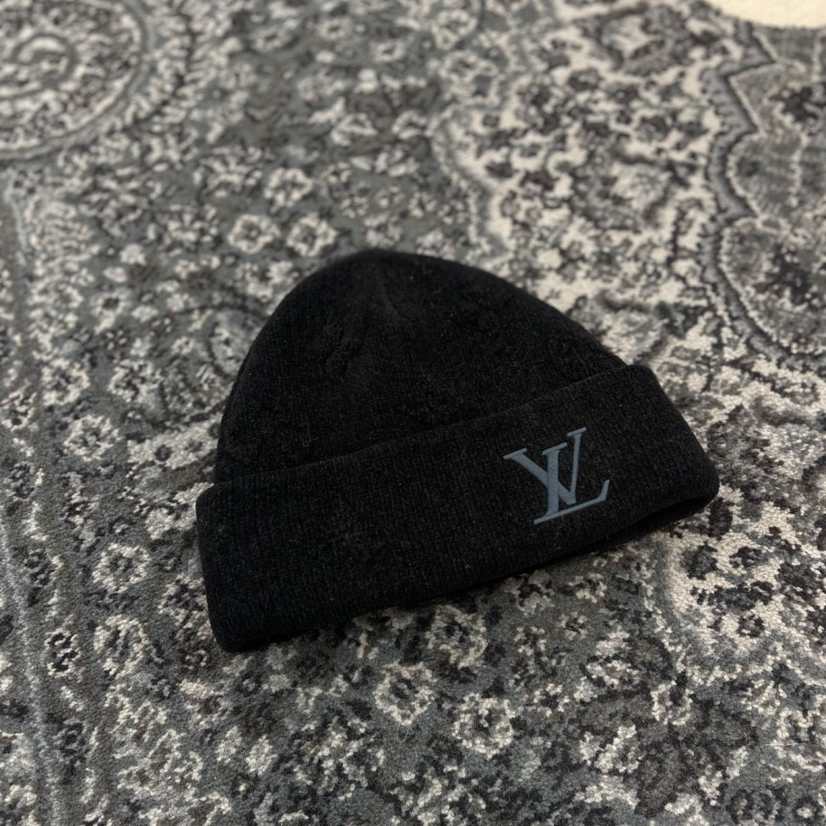 Louis Vuitton LV Crush Monogram Beanie Black - Image 2