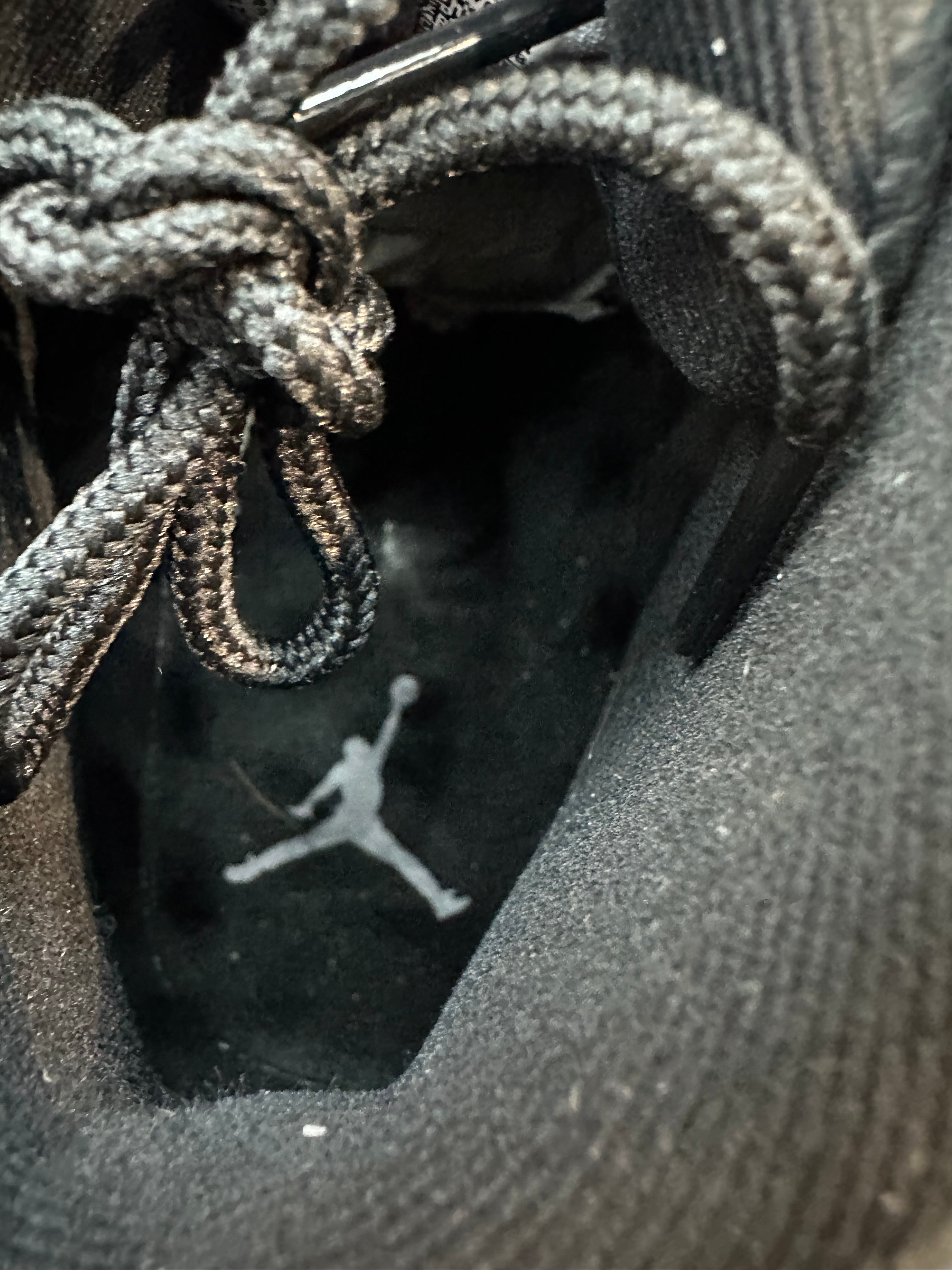 Jordan 12 “Barons”