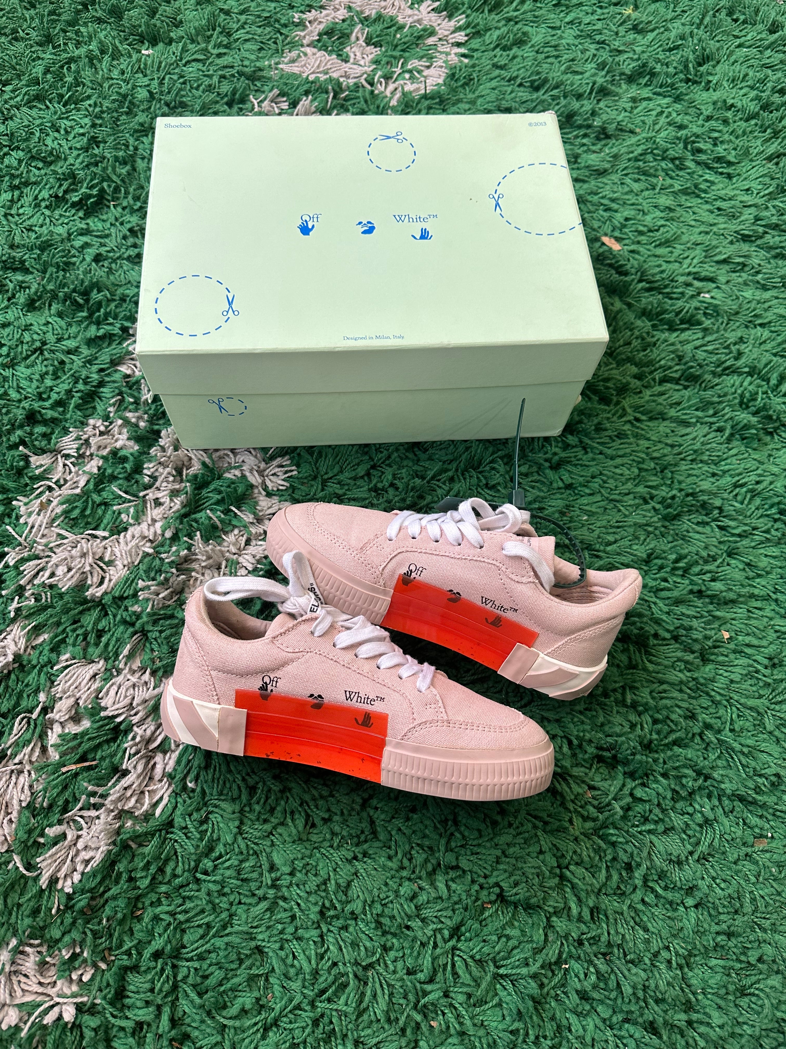 Off White Vulcanized “Pink White”