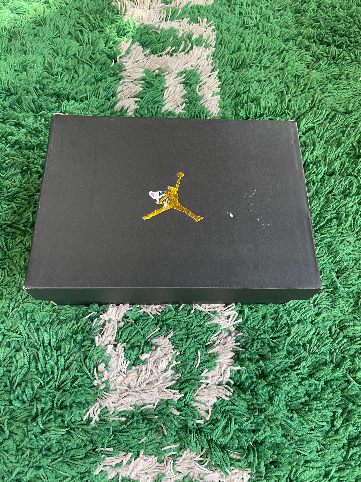 Jordan 4 “Metallic Gold”