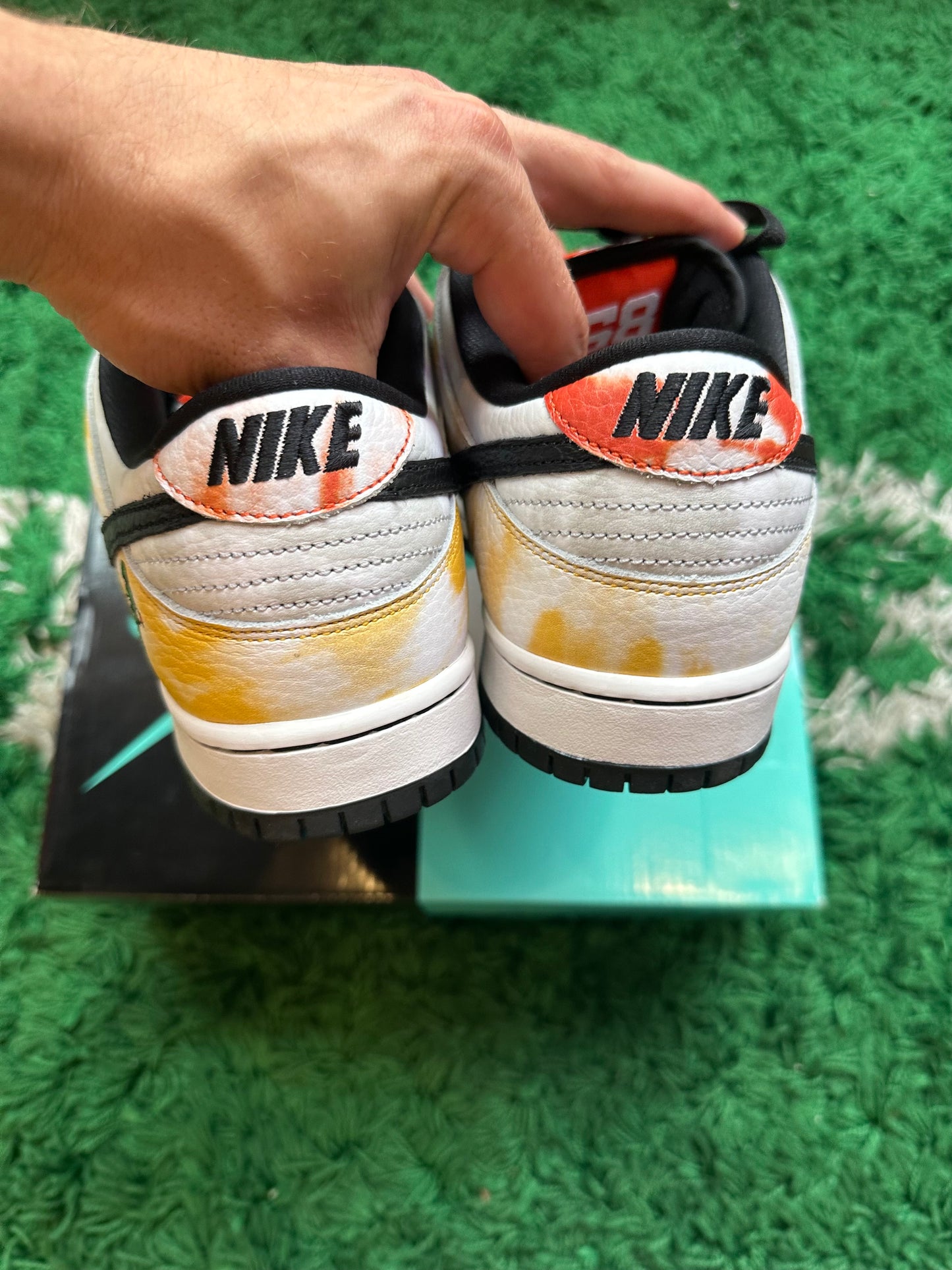 Nike Dunk Low SB “Raygun”