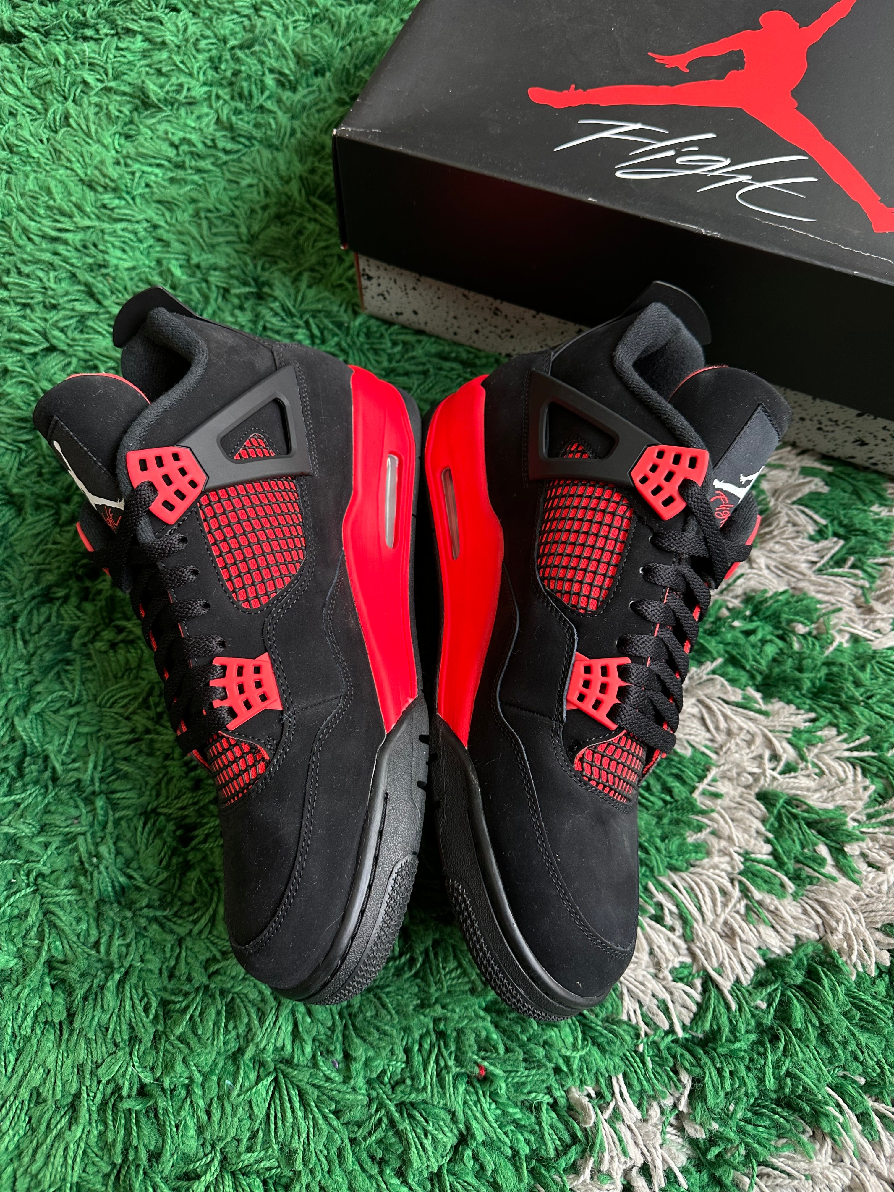 Jordan 4 “Red Thunder”