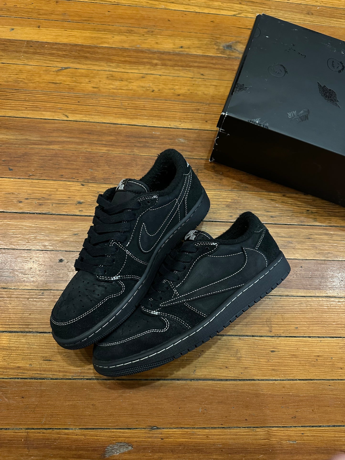 Jordan 1 Low x Travis Scott “Phantom”