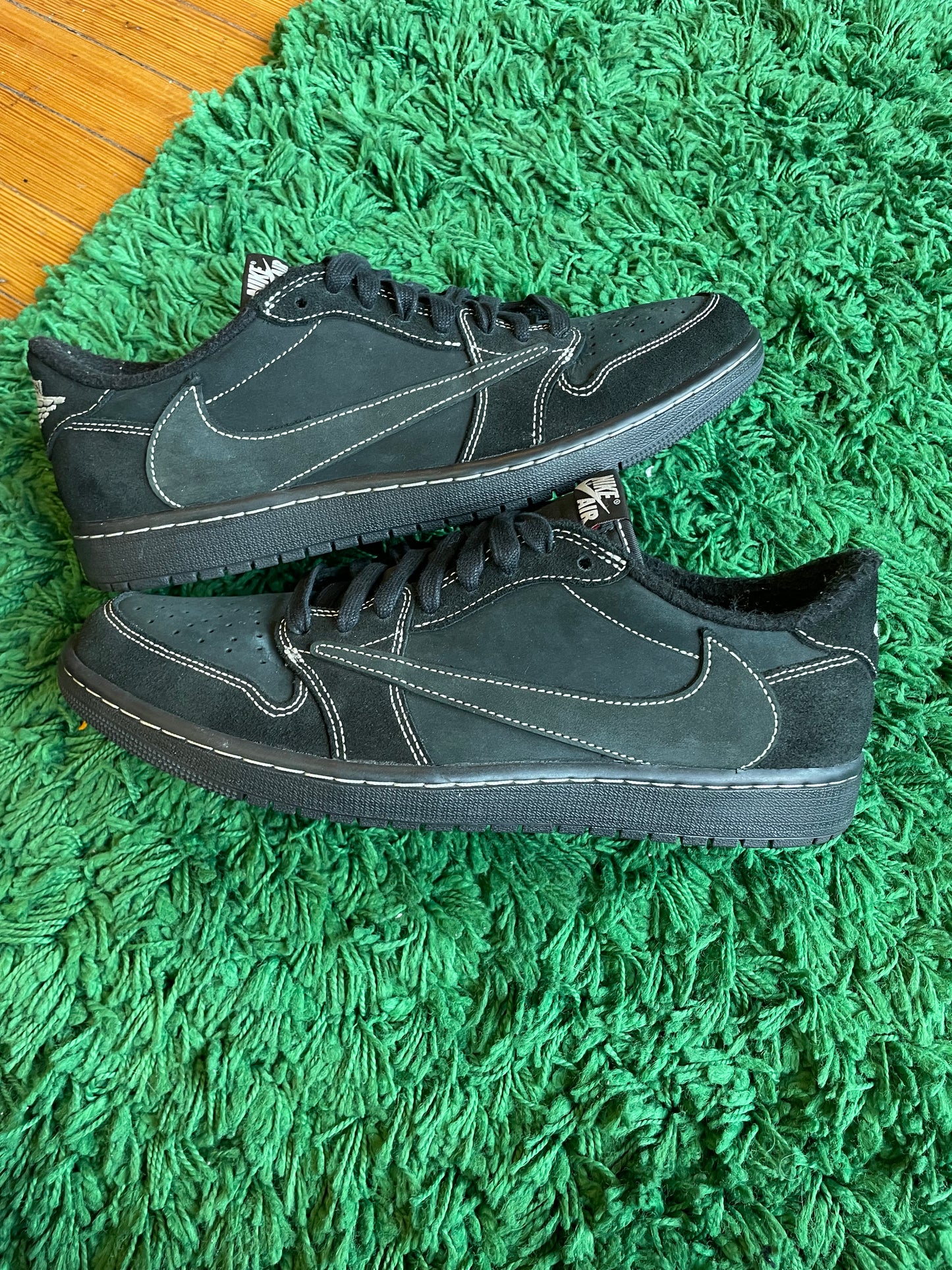 Jordan 1 Low x Travis Scott “Phantom”