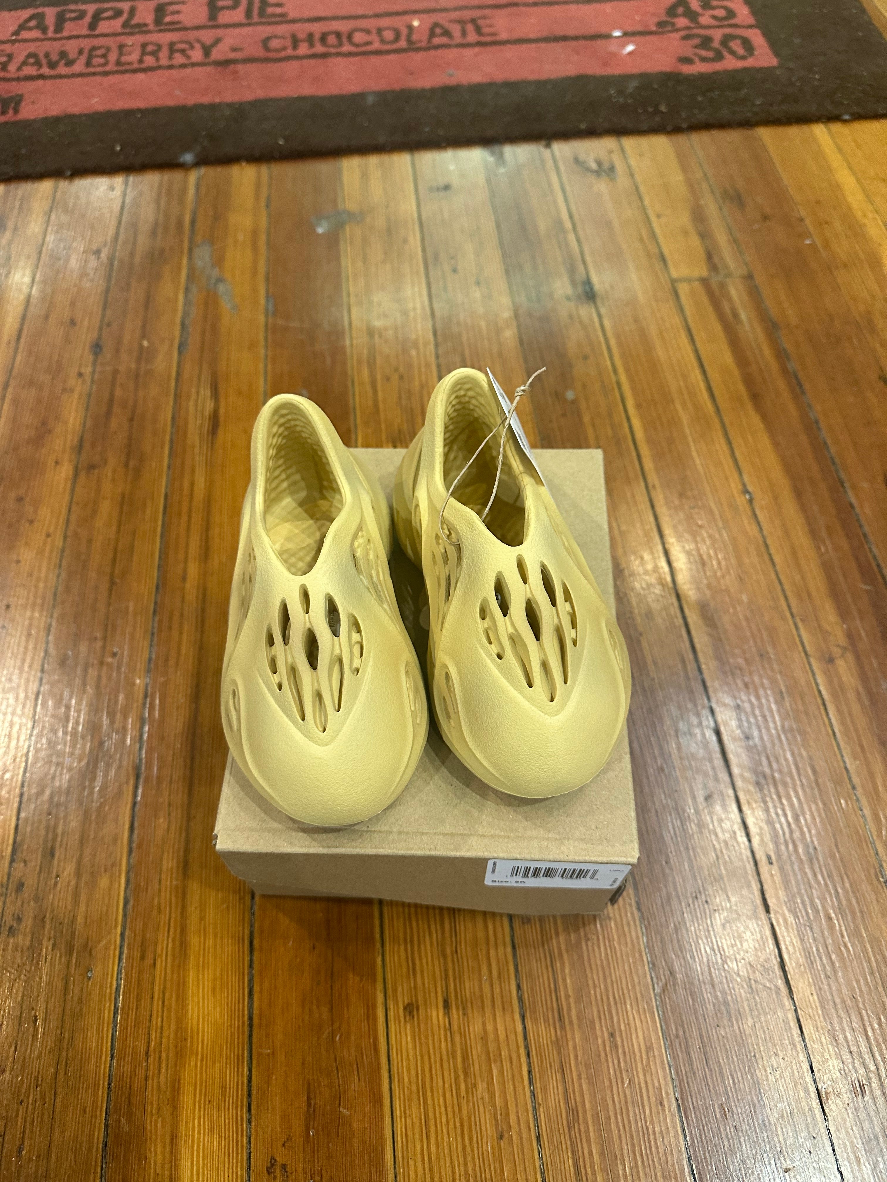 Yeezy Foam RNR “Desert Sand”