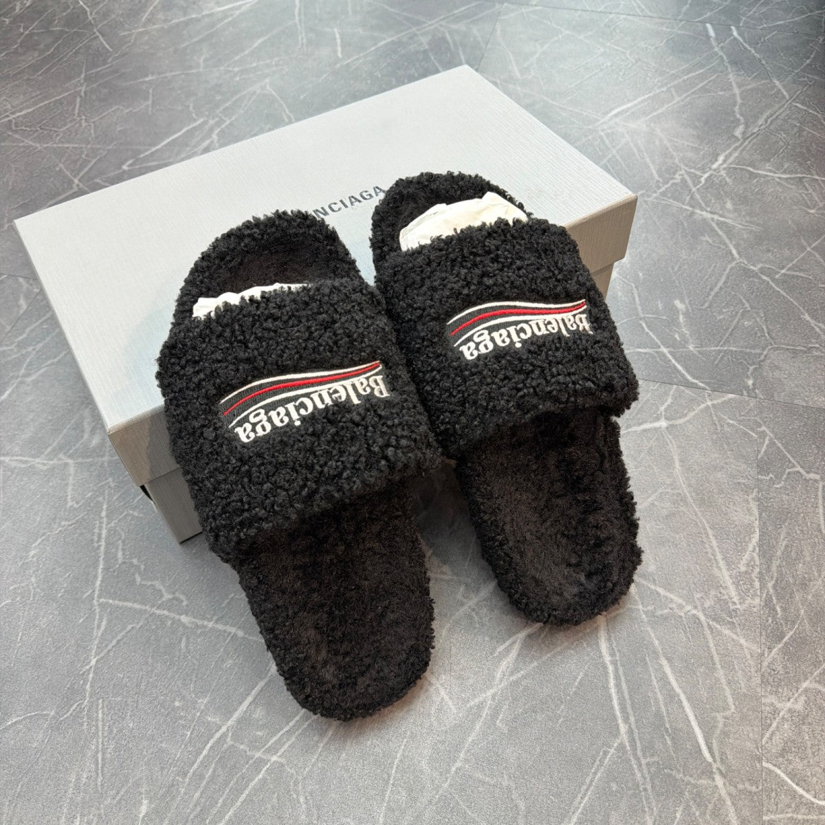 Balenciaga Furry Slide Black - Image 2
